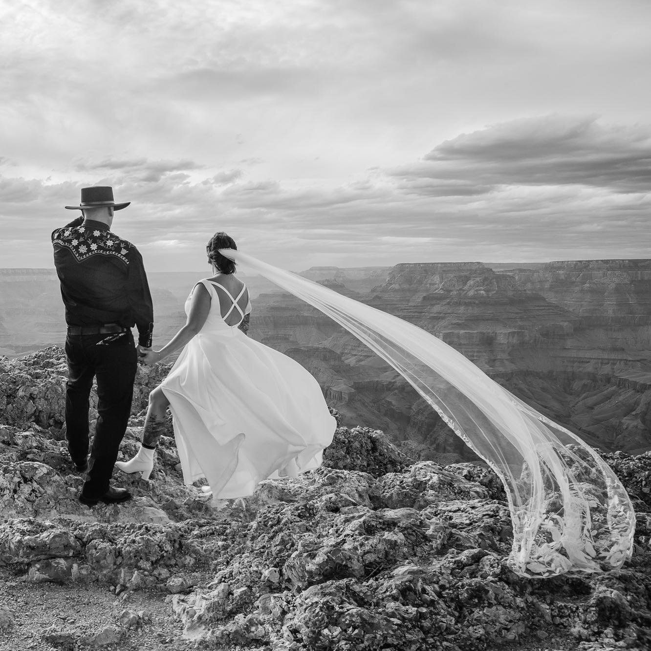 Could there be a place more grand than the Grand Canyon to say &lsquo;I do&rsquo;? Congratulations to Brian &amp; Julia! You picked an epic spot to begin your life together as one. 🤍