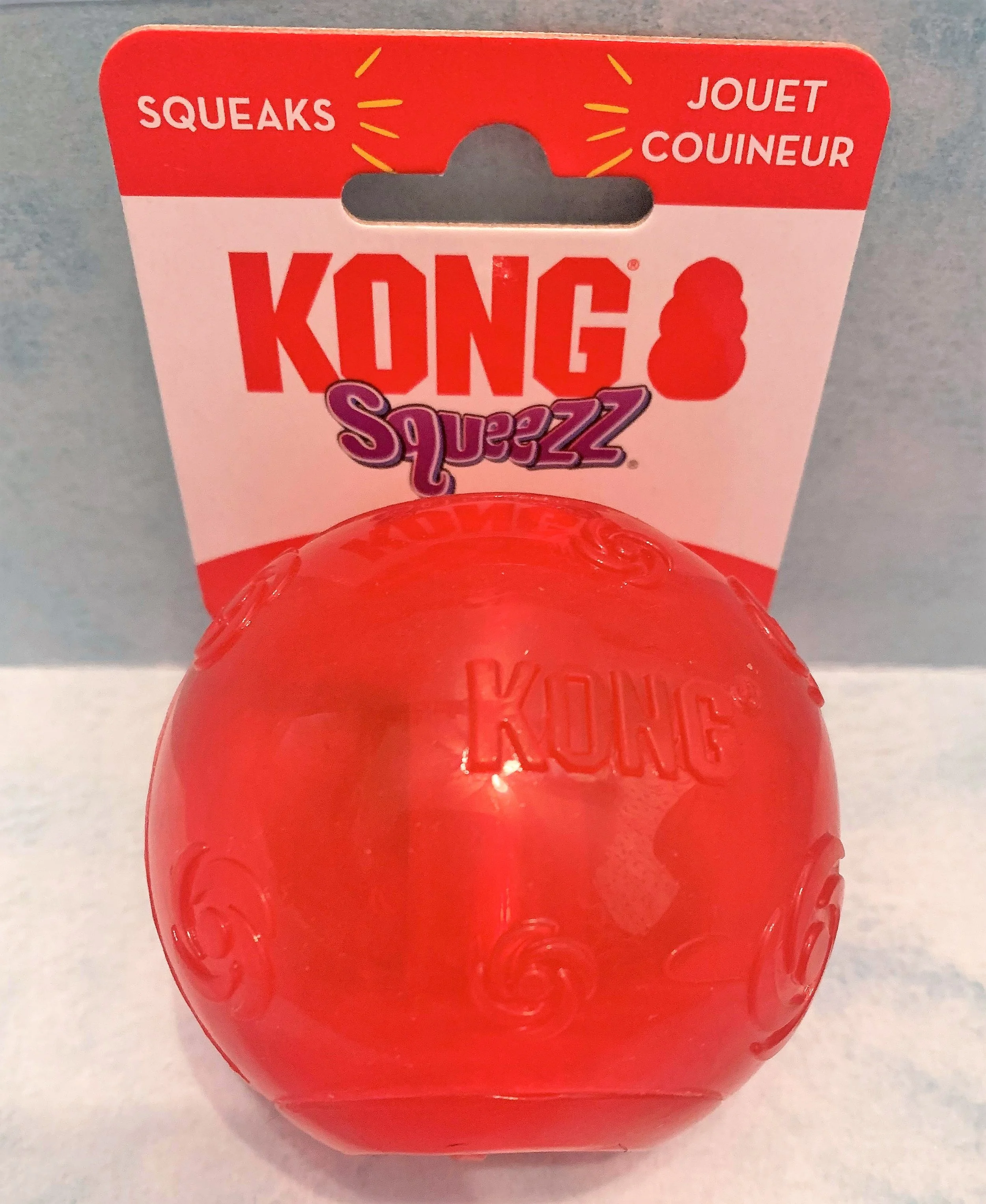 Kong Squeeze Ball Classic Red (2).jpg