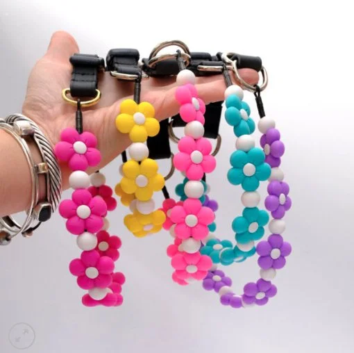 MG Handmade Flower Beaded Dog Necklace .jpg