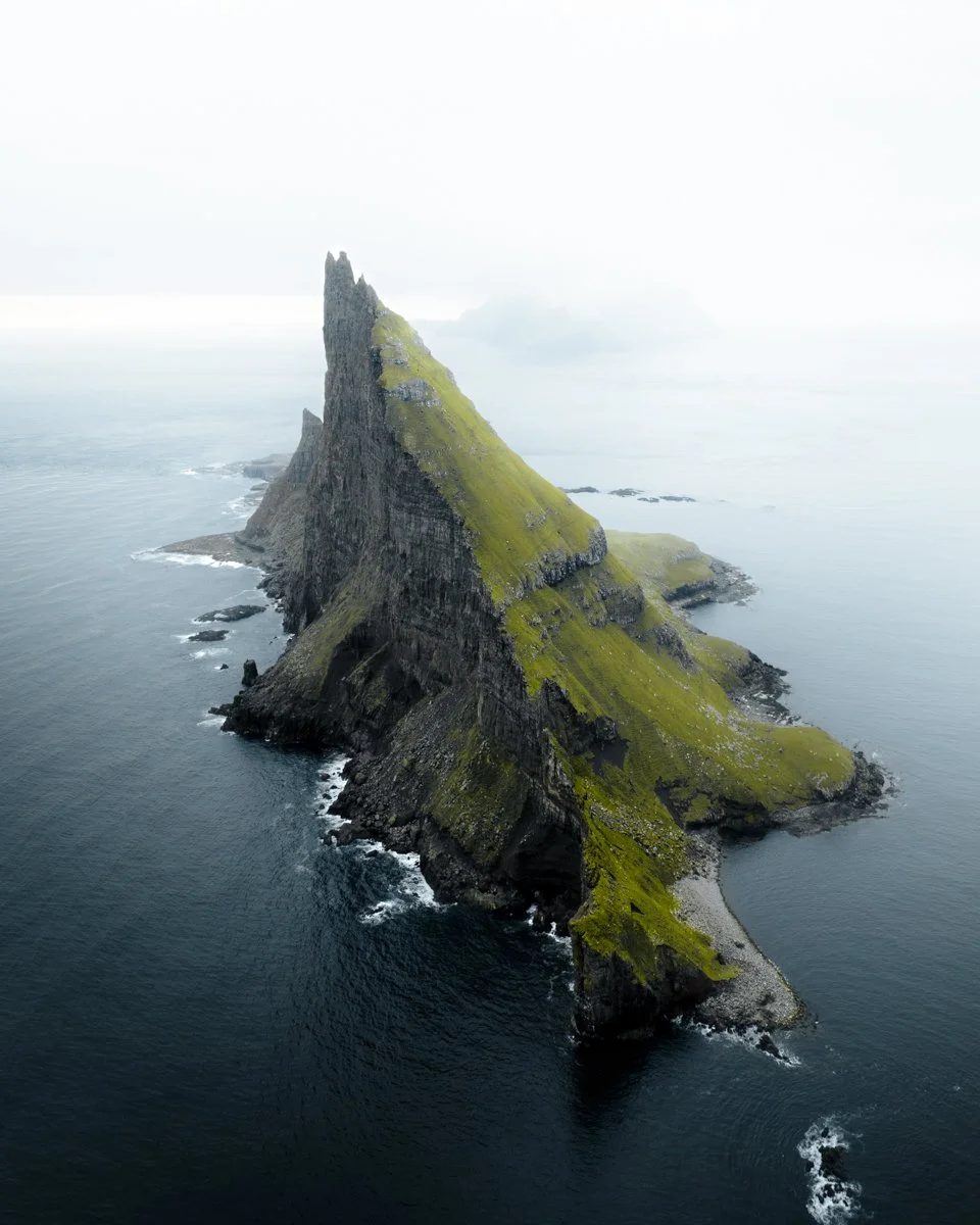 Long.explorer Faroe Islands 1.jpg