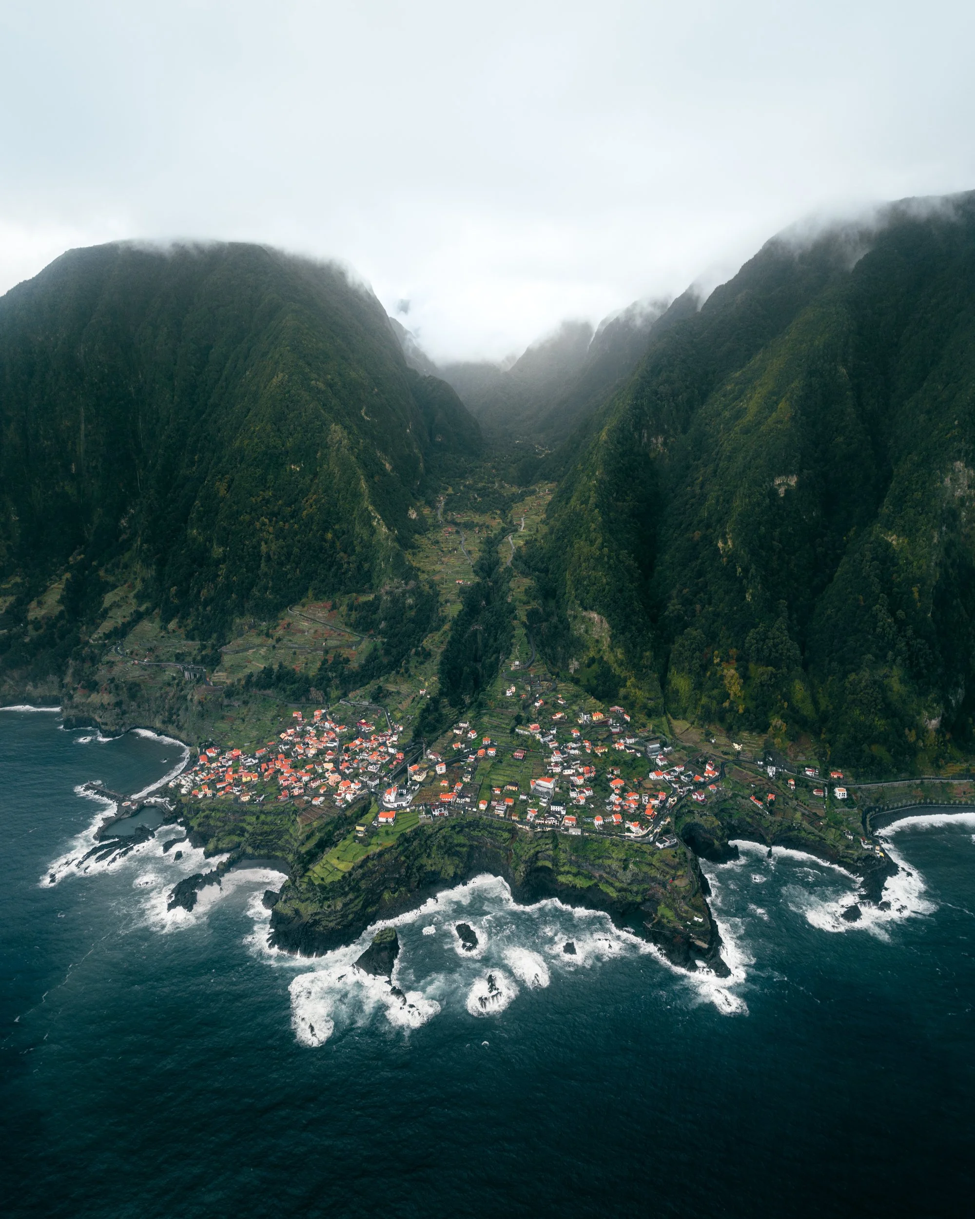 Long.explorer Long-Nong Huang Madeira 12.jpg