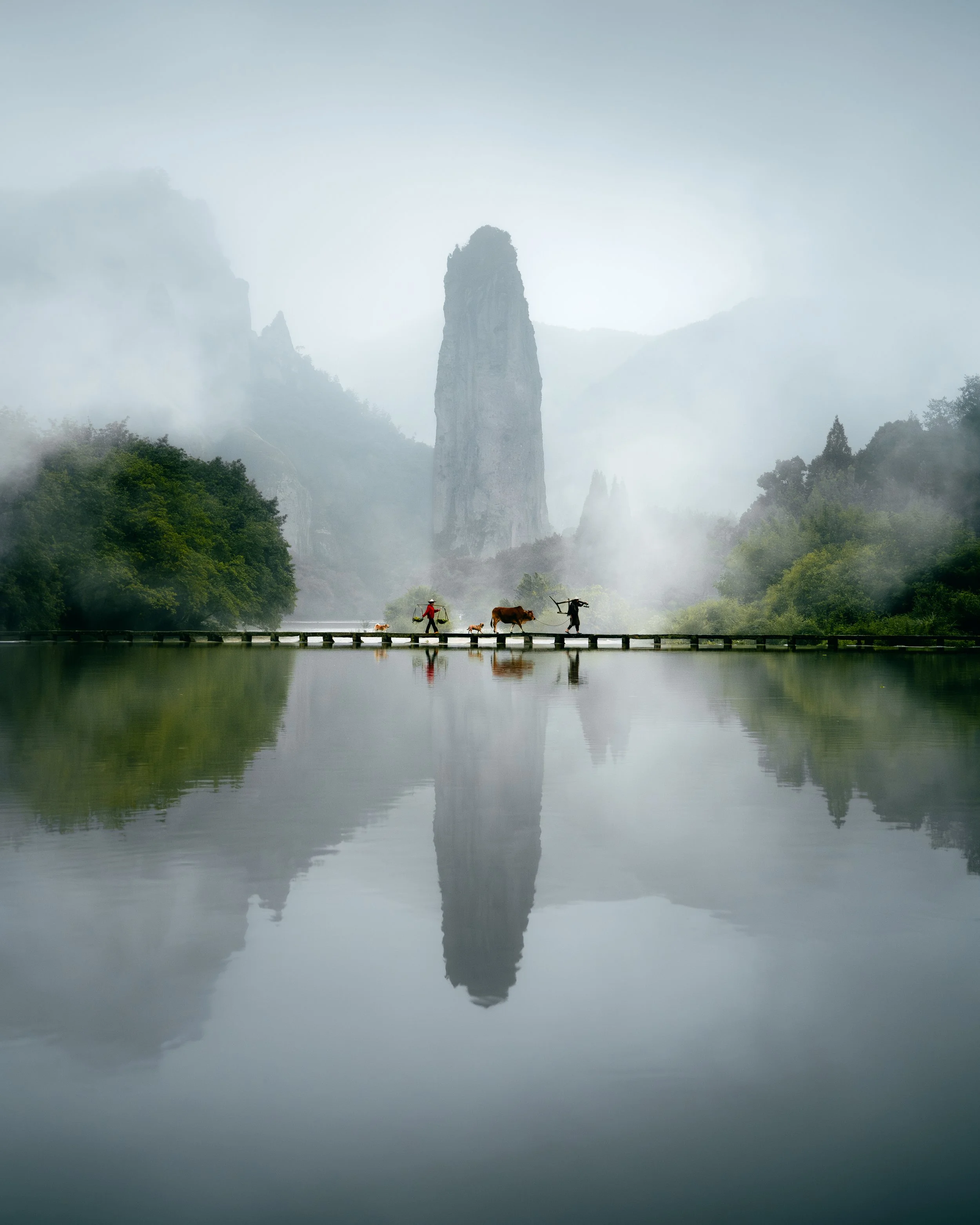 long.explorer Long-Nong Huang China3.jpg