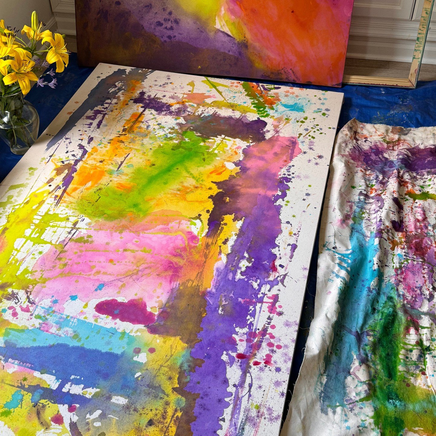 studio day 
.
.
.
.
#painting #modernart #abstract #contemporary #art #studio #artist