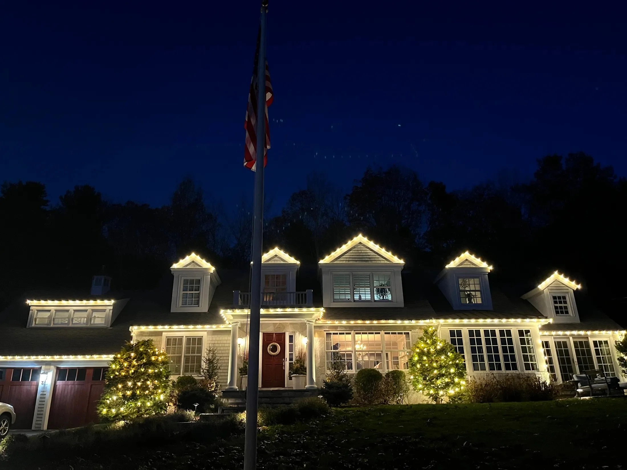 Holiday Light Installation You Can Count On