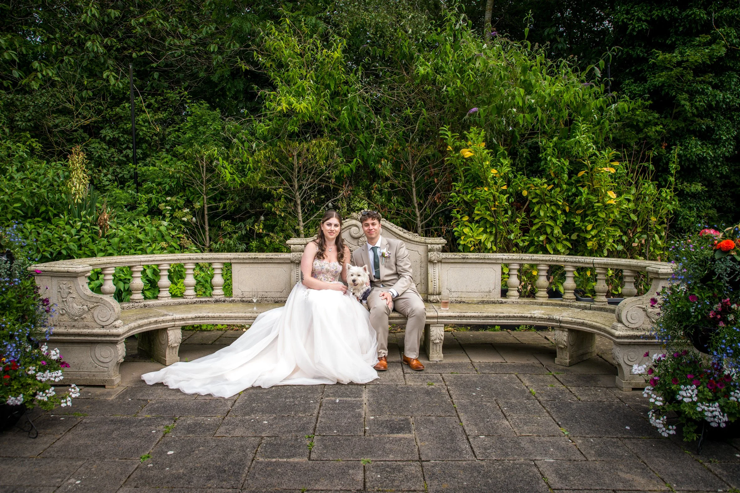 Sara &amp; Euan's Wedding Day | From Morning Preparations to a Relaxed Reception
