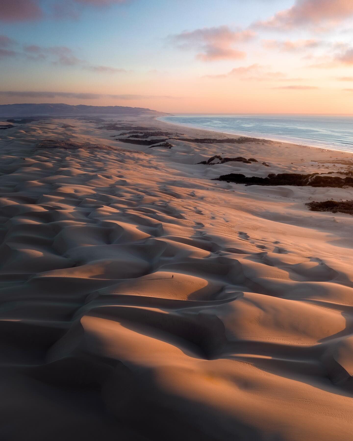 Golden hour on the California coast 😍