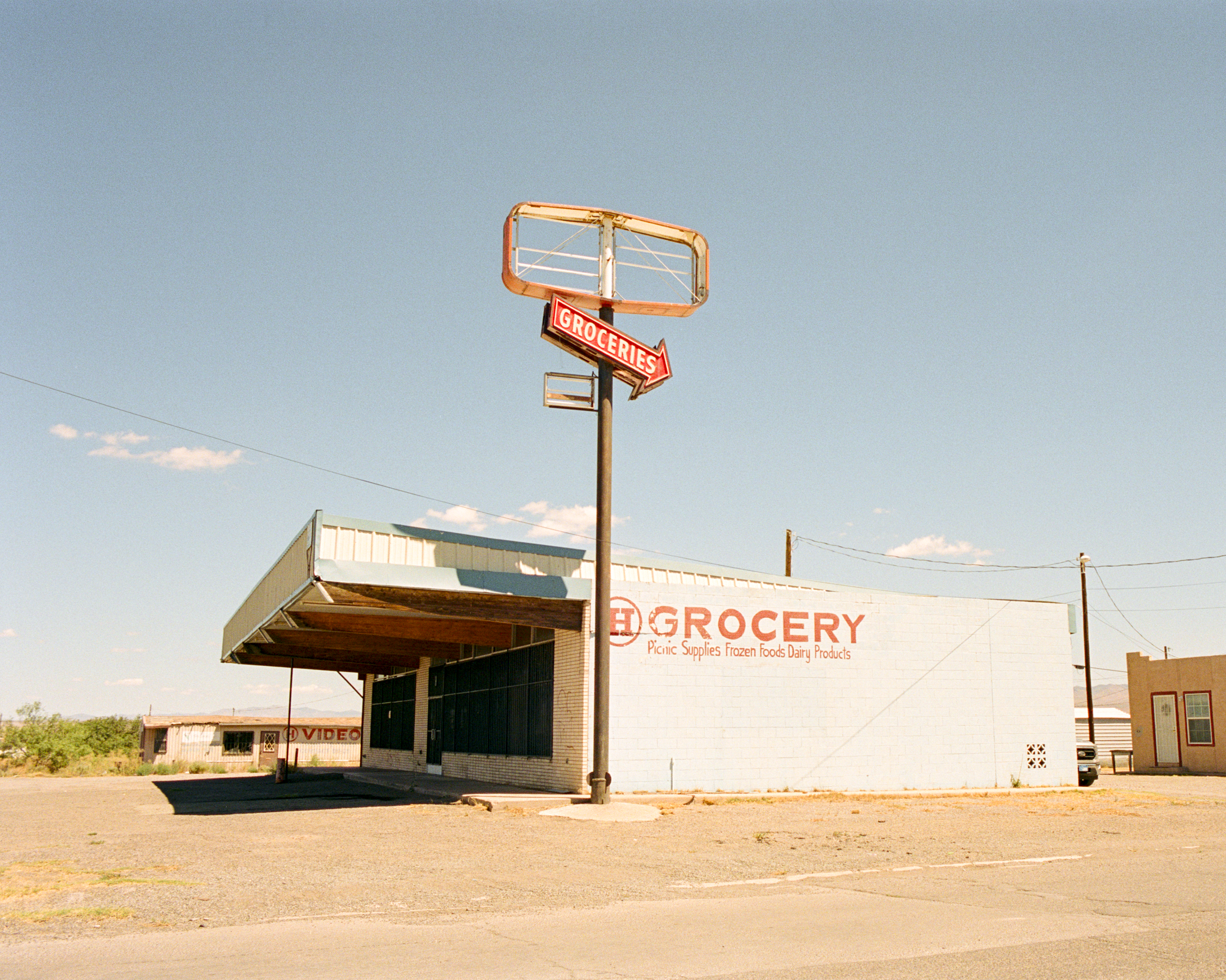 RoadsideGrocers_Small.png