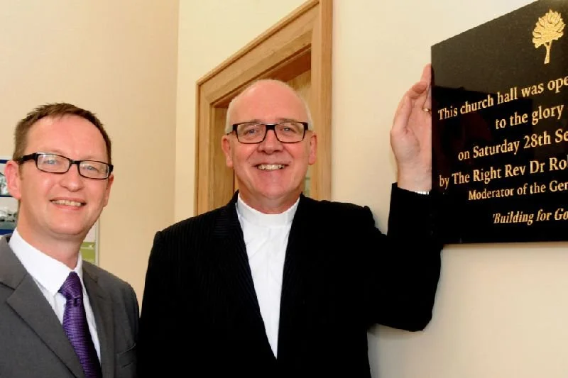 Presbyterian Moderator opens new hall at Newmills