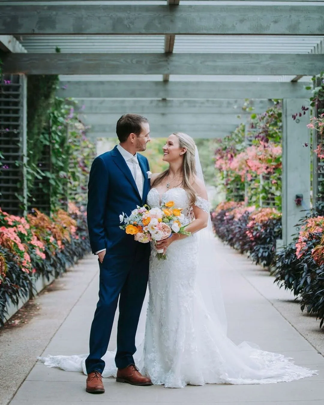 Britney + Caleb 🤍 9.20 
Colorful wildflowers to match the magic of the botanic gardens.
Playful, bright, and full of life&mdash;just like their day ✨ 

📸 : @katdaminweddings
⛪ : @denverbotanic 
🗓️ : @rightasrayne.weddings 

#wildflowerbouquet #flo