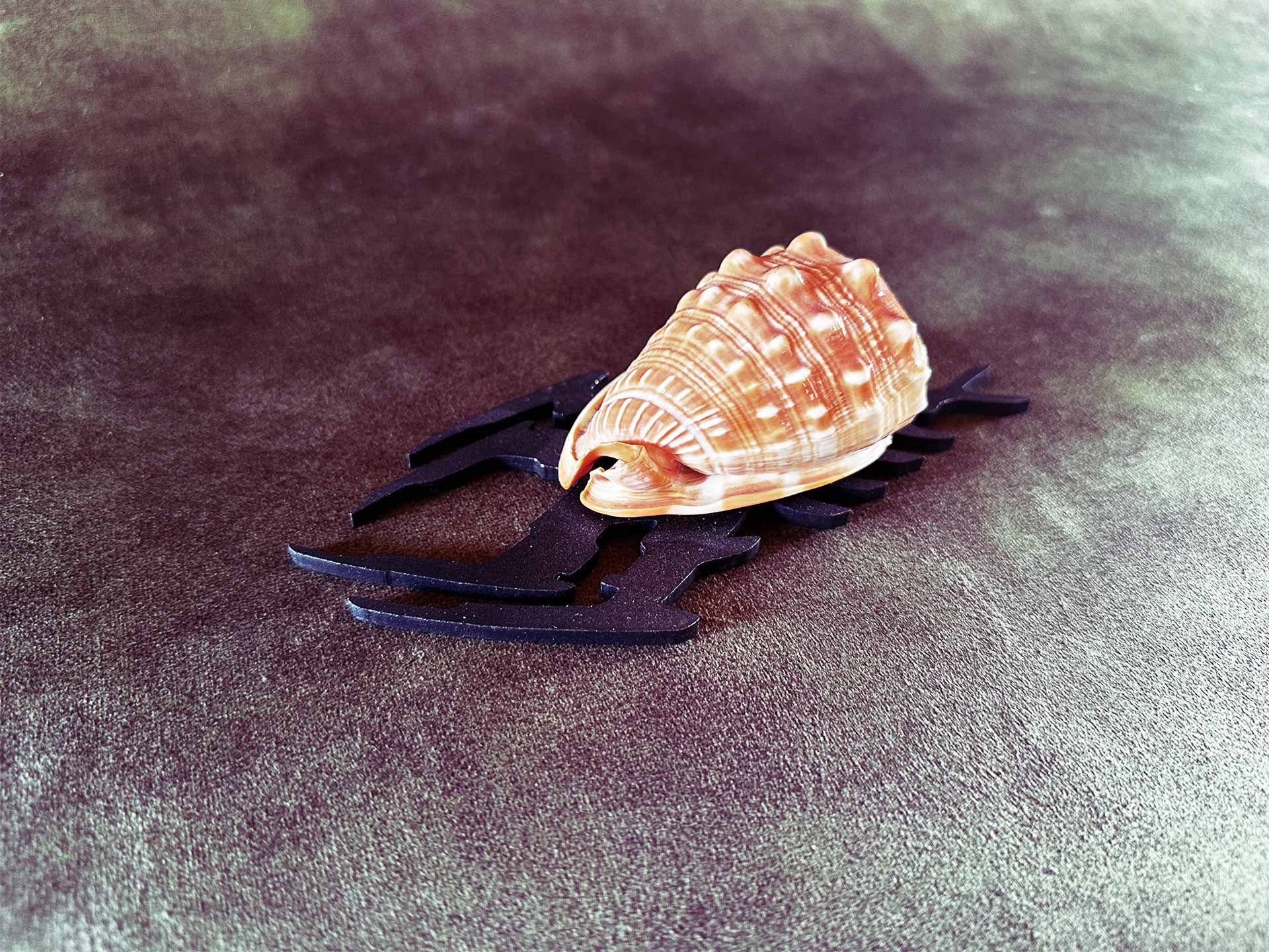 tiny-creature-sculpture-von-hauerland-j.jpg
