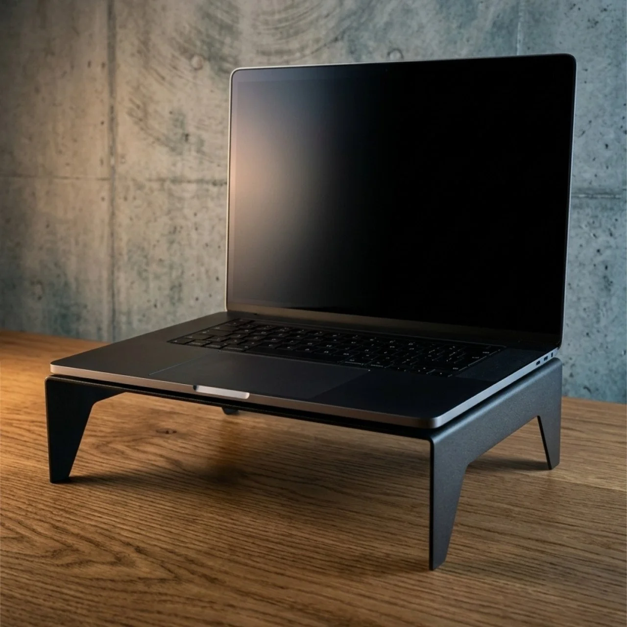 Second Riser_Clean_Packshot_1280 compress.jpg