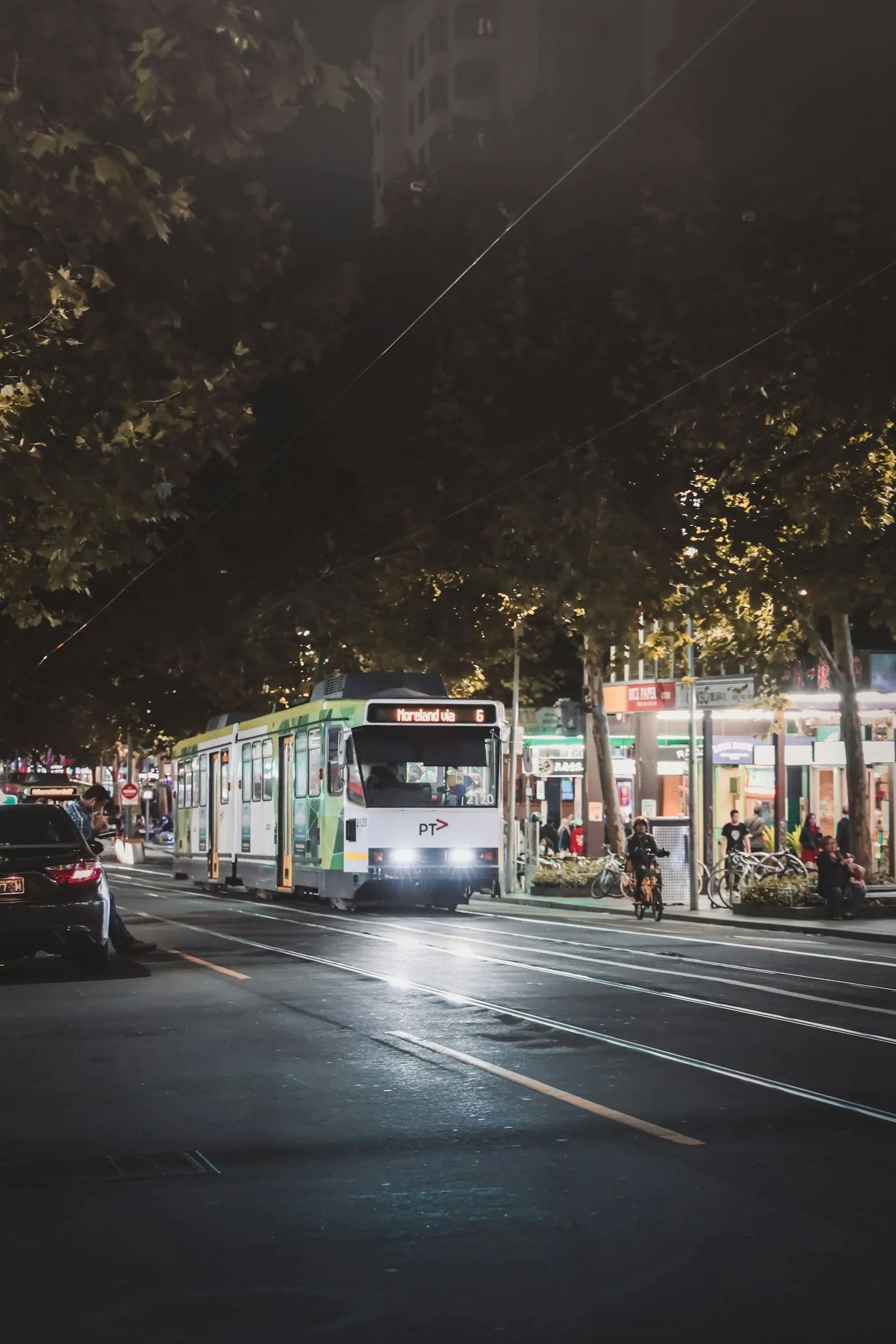 melbourne tram and transport