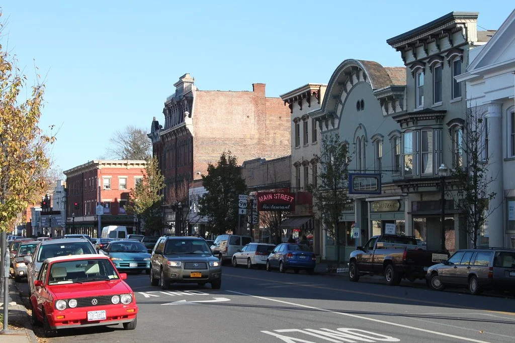 Moving to Saugerties, NY: Local Guide, Costs &amp; Tips for a Smooth Move