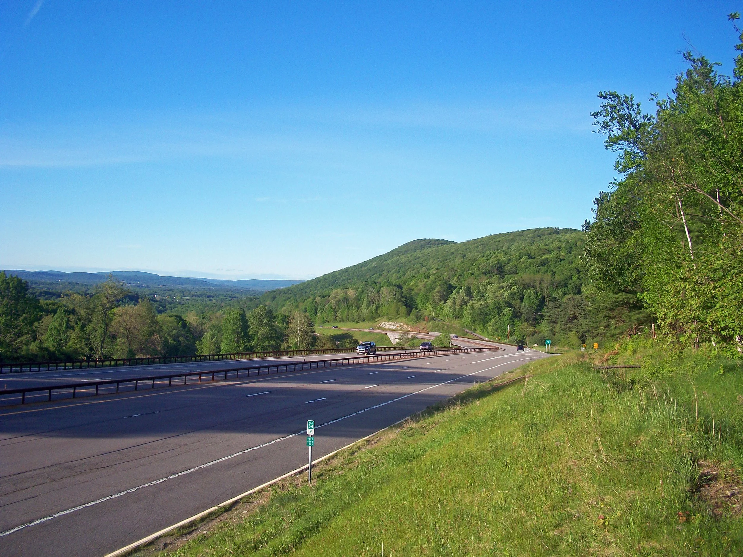upstate new york roads taconic parkway beautiful highway green mountains