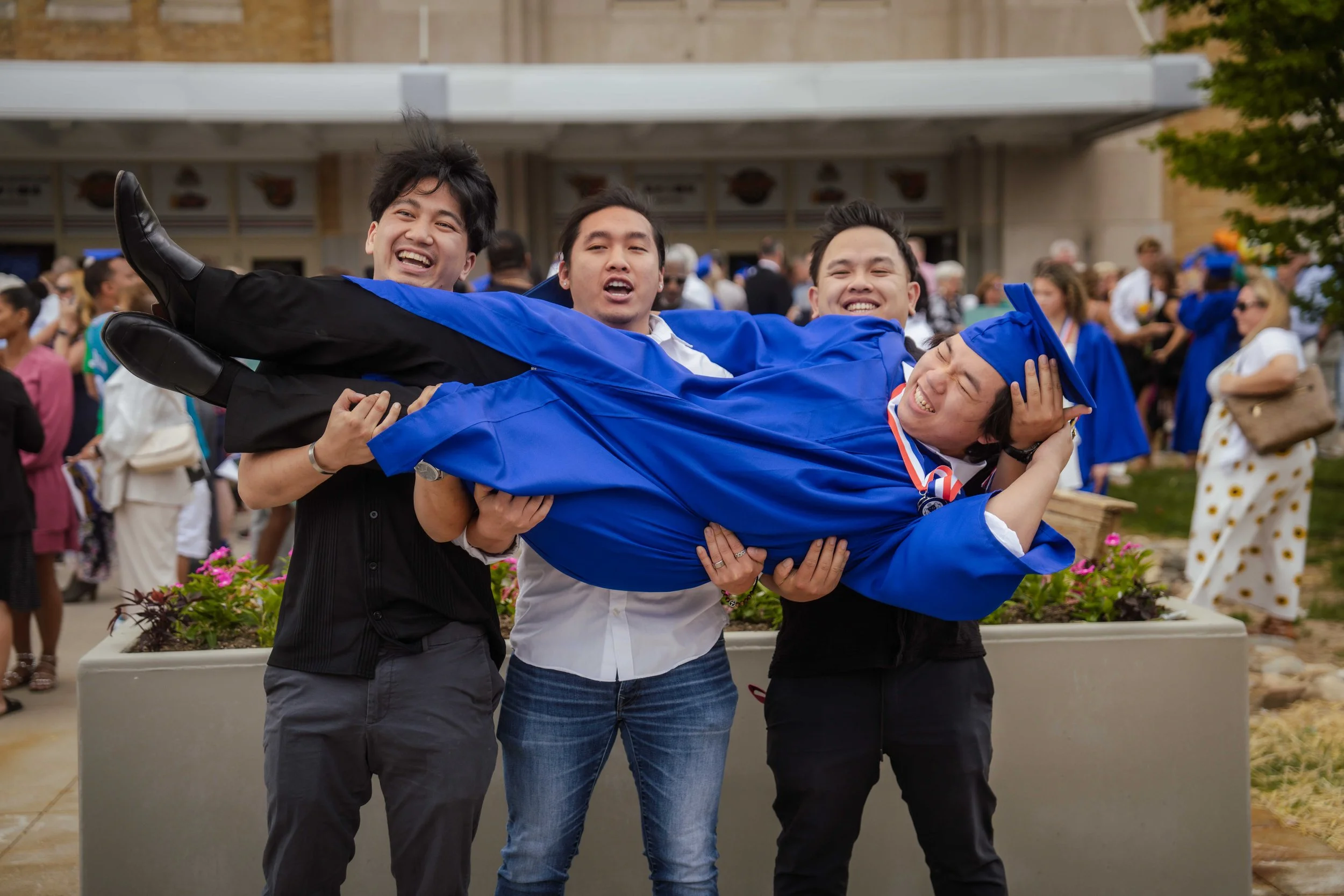 Rayshawn.Graduation-13.jpg