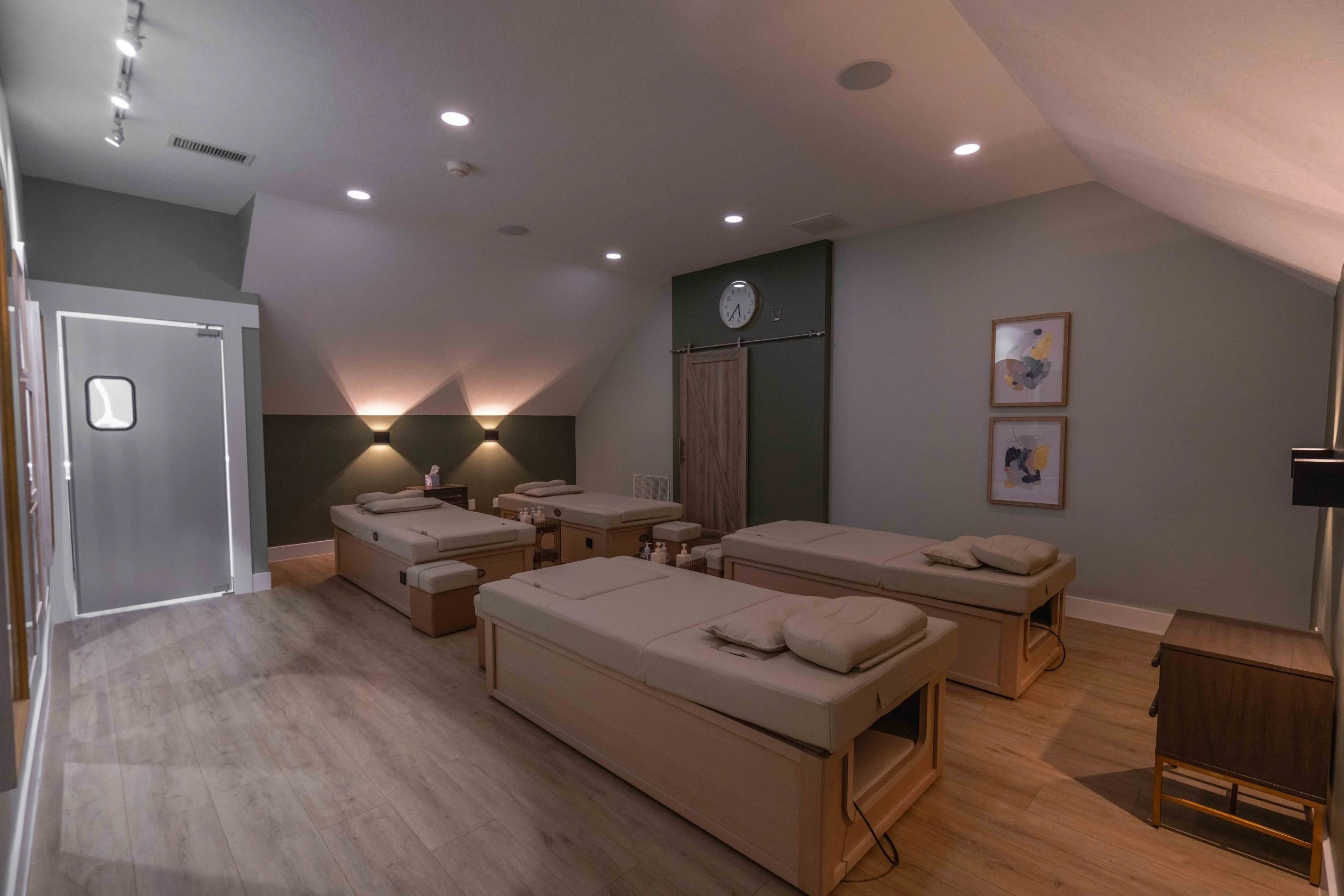 Celeste Interior-21.jpg