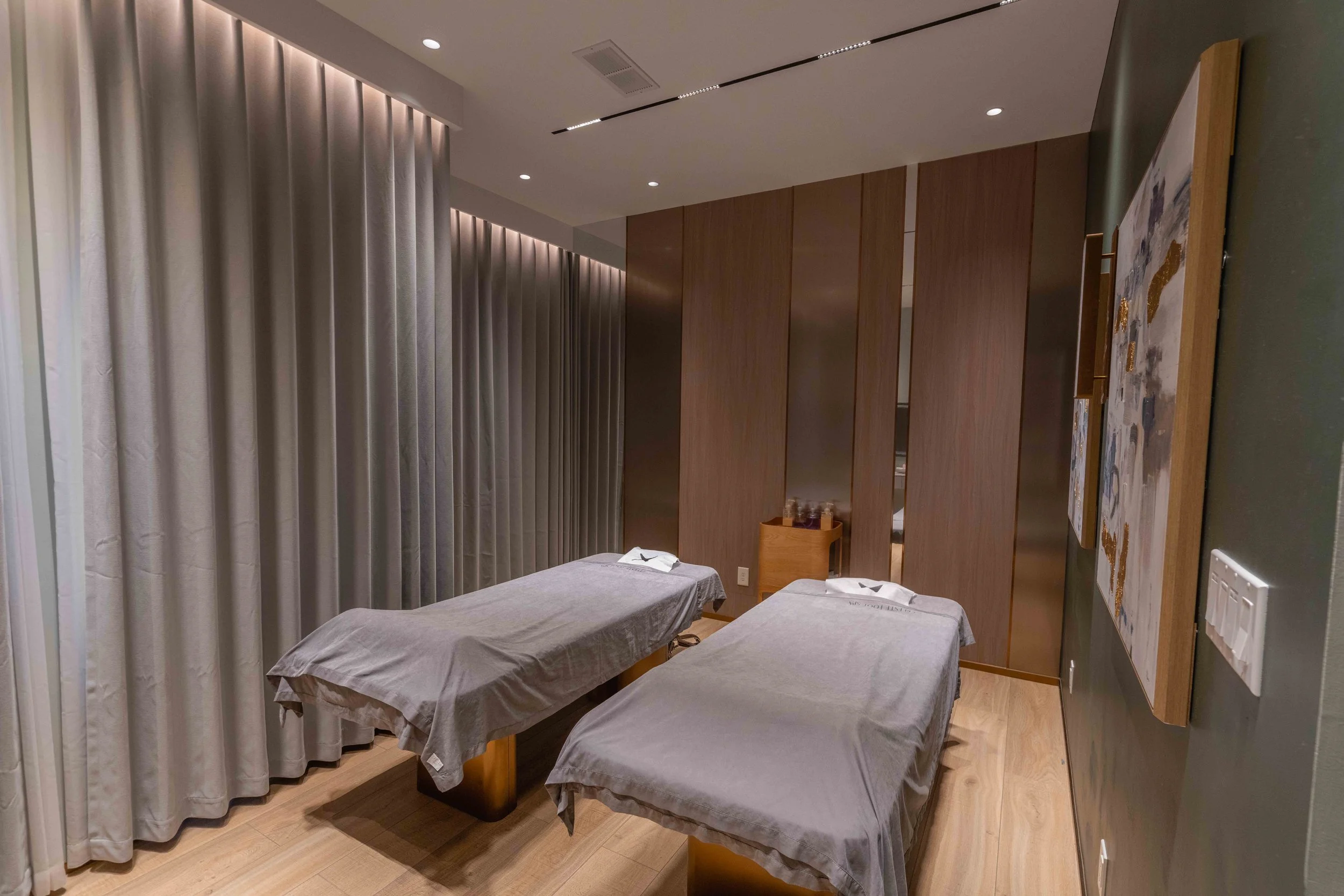 Celeste Interior-9.jpg