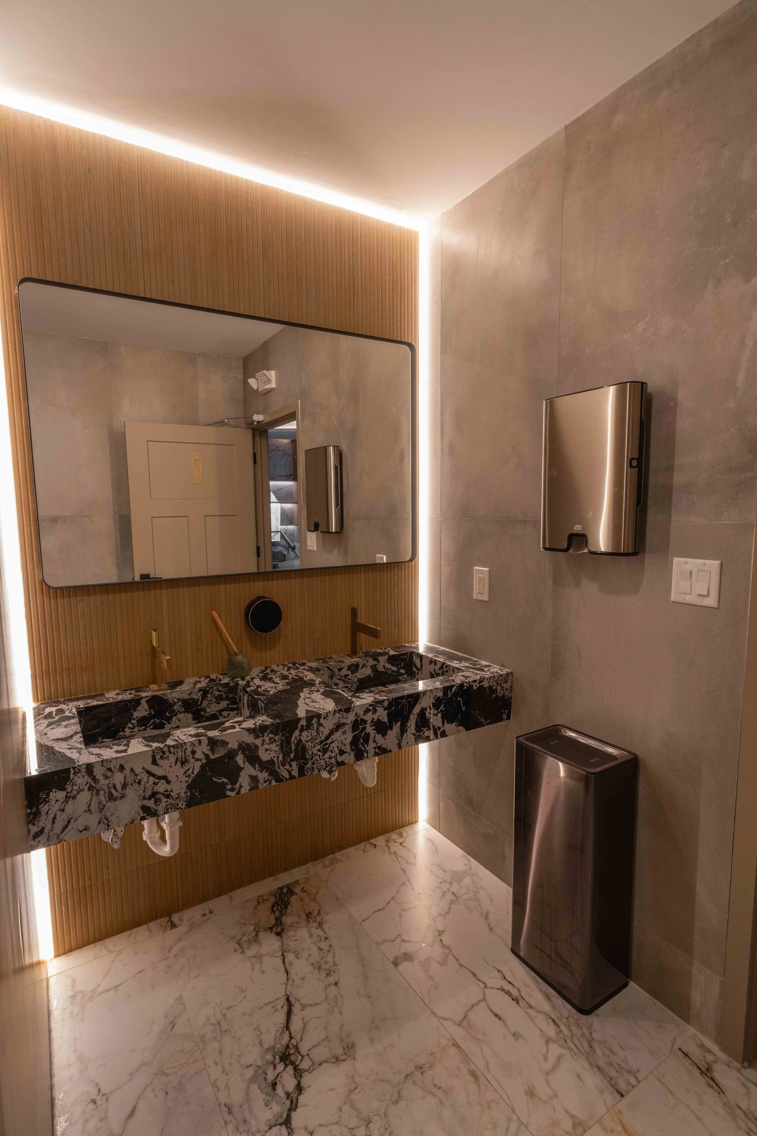 Celeste Interior-48.jpg