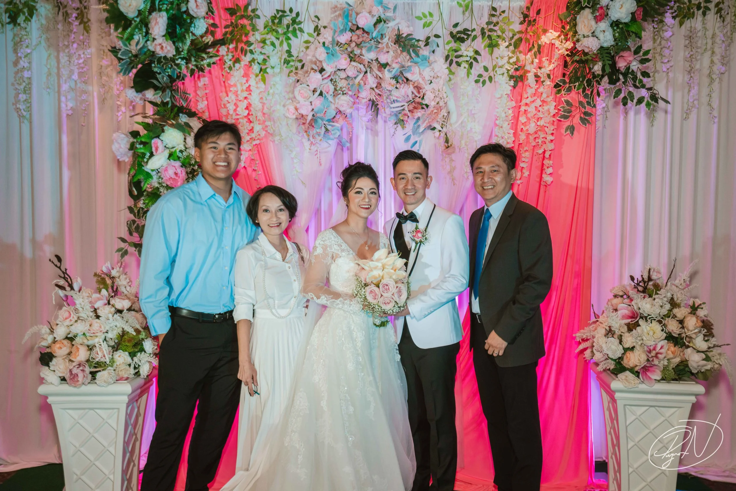 Guest Entrance-72.jpg