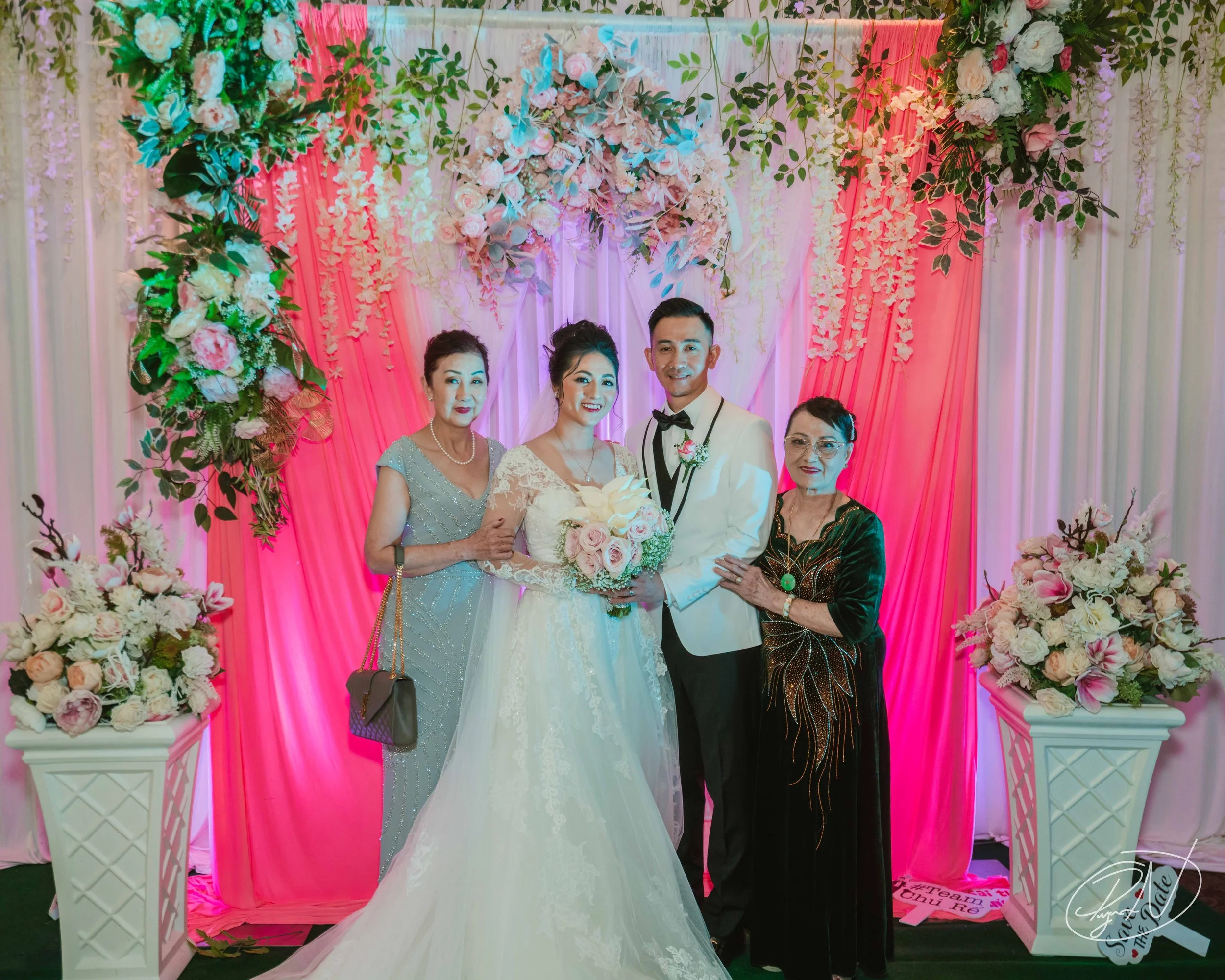 Guest Entrance-12.jpg