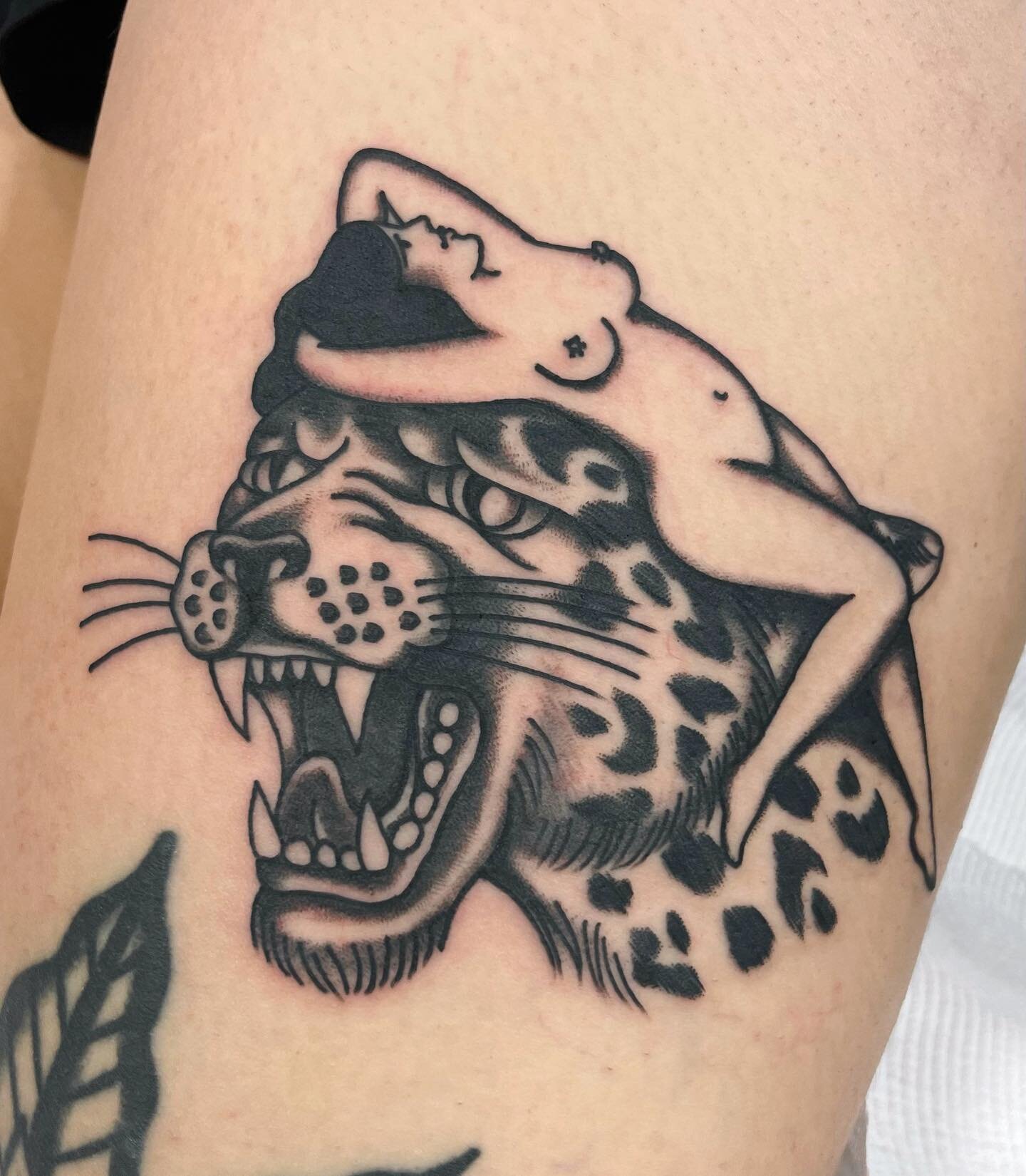 Leopard lady from my flash for Chloe, Thank you!! 🌟

Made @wa.ink.tattoo 

#tattoo #tradtattoos #oldlines #oldschooltattoo #traditionaltattoo #tradtattoo #blackworkerssubmission #fremantletattoo #perthtattoo #leopardtattoo #ladytattoo #cattattoo #pa