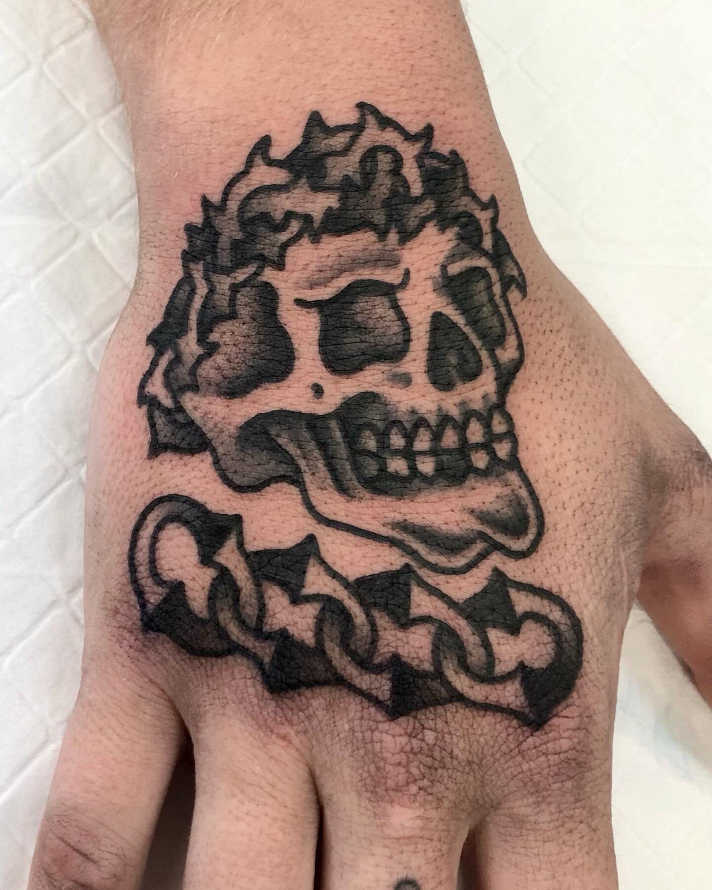 Hand tatt for Tristan, thanks mate!! Made at @wa.ink.tattoo DM for bookings time available next week ☠️