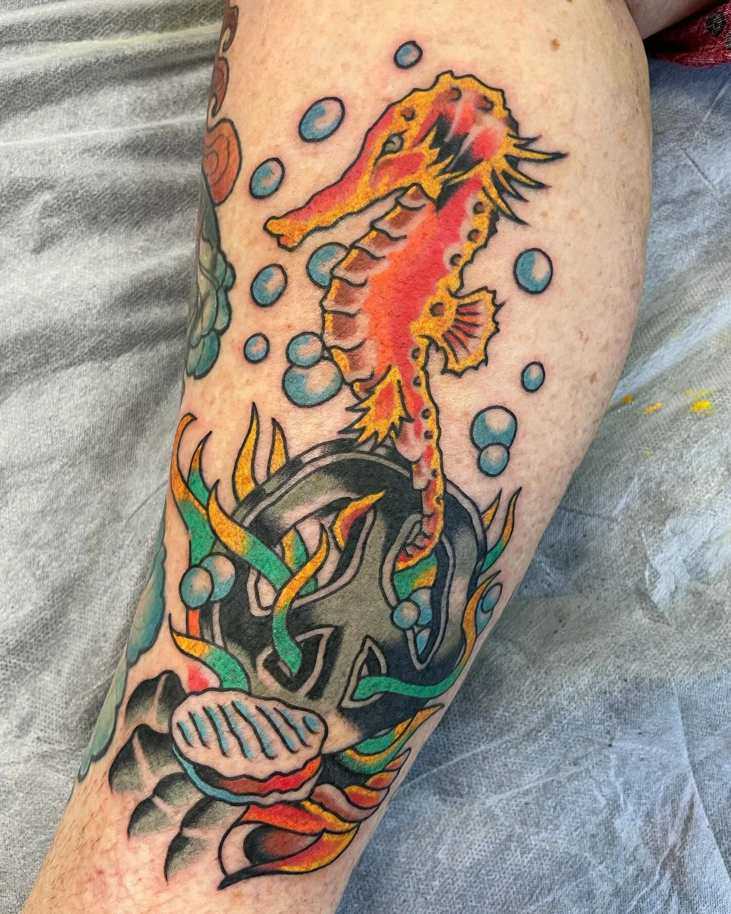 Re-up Design from the walls in the shop @suzeeq63 
@wa.ink.tattoo