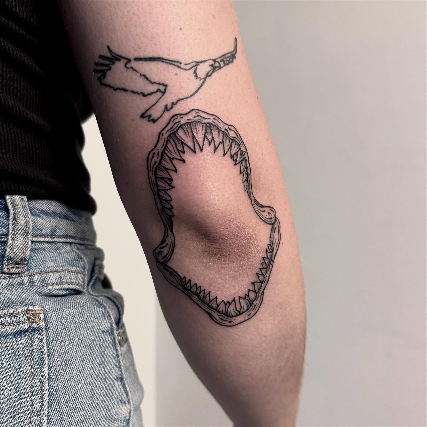 Shark Jaws from my flash for Cara 🦈 booking available this week! Drop me a DM for a flash or custom work 🖤 
Located - 📍 @wa.ink.tattoo