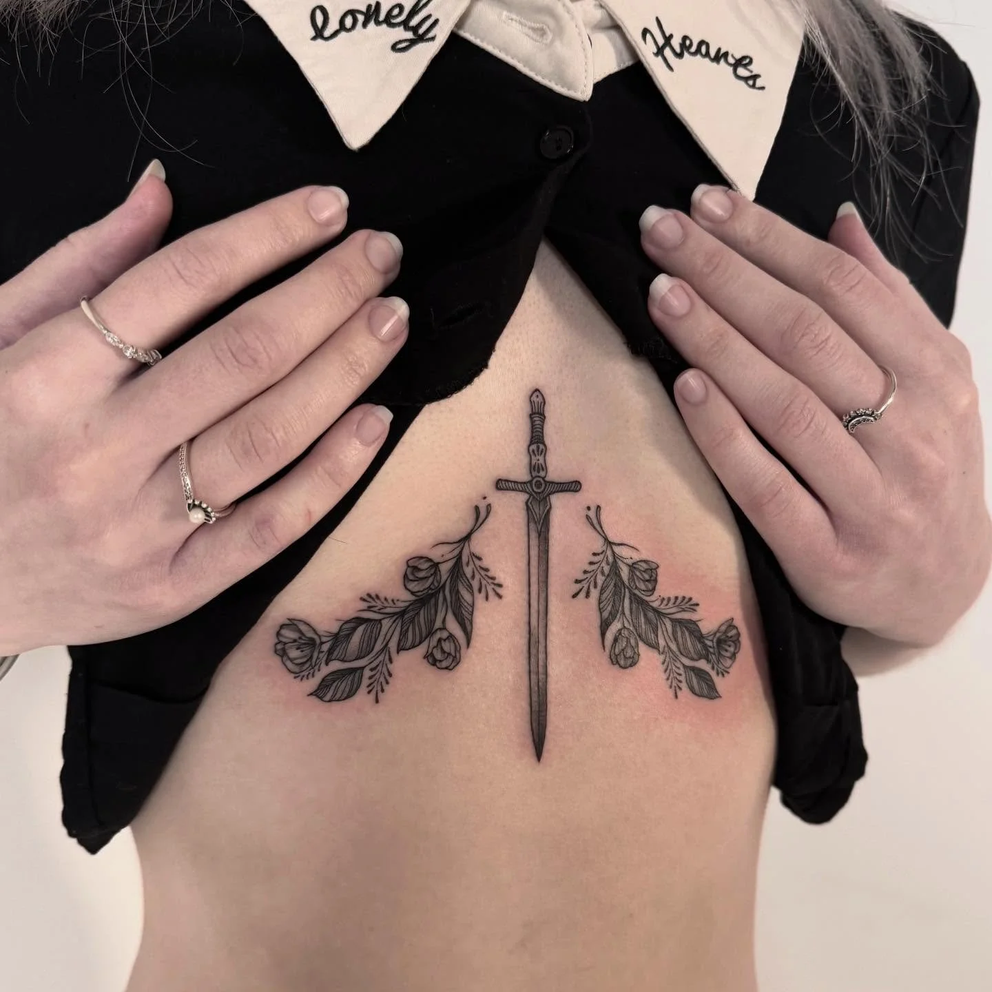 Sword and Flora for Rachel 🖤 thank you for coming this was so fun! 
DM to book in - Space before Xmas ✨
Located - 📍 @wa.ink.tattoo