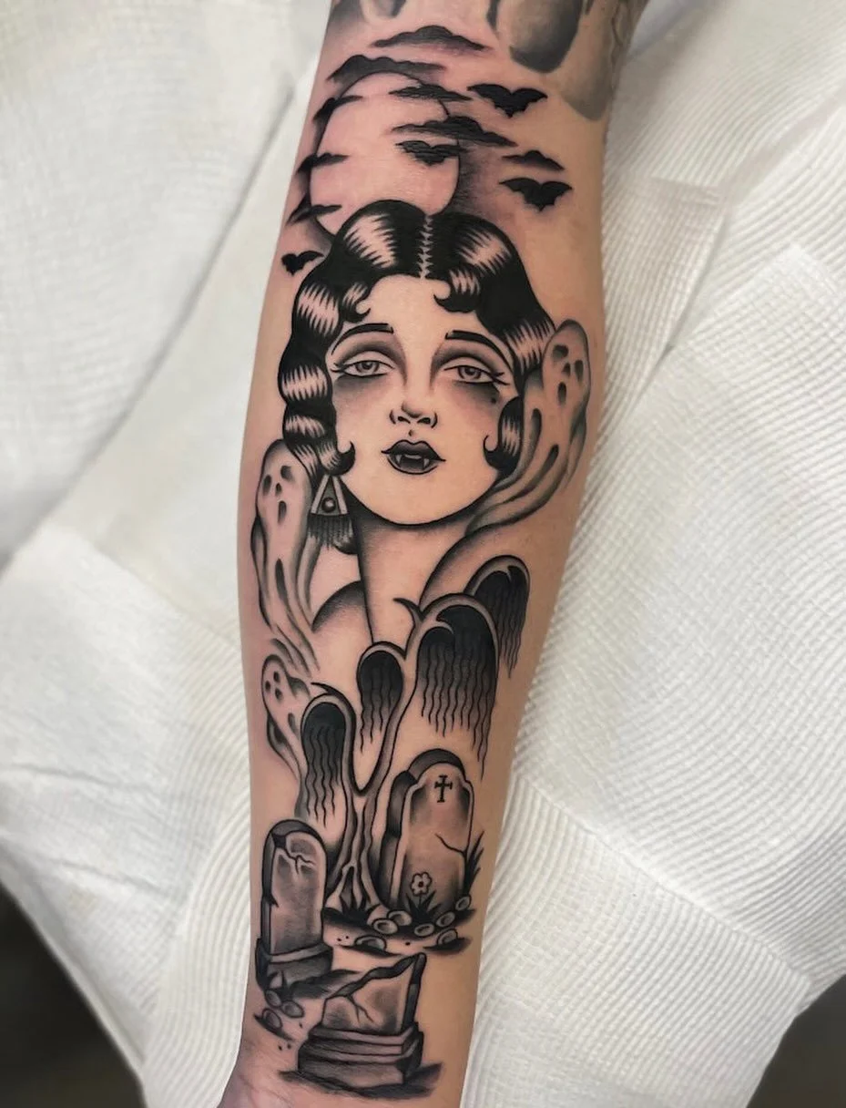 Is it spooky season already? Halloween themed piece for Marc, thanks again! ★ ☆ ★ Made at @wa.ink.tattoo