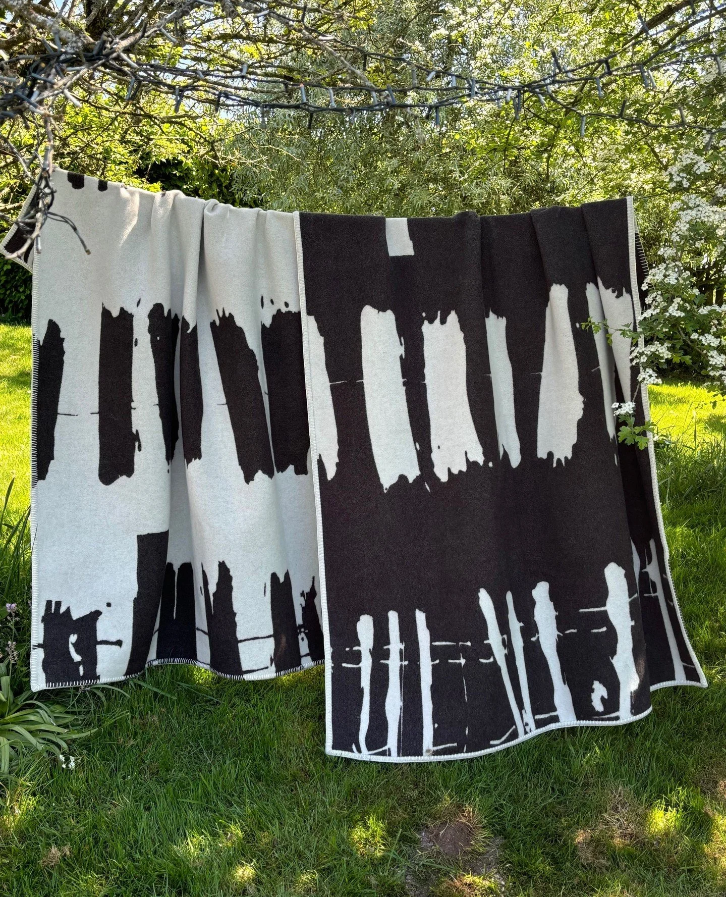 Our beautiful Dancing Ledge Design blanket, made of the highest quality cashmere and finest lambswool, finished beautifully with contrast blanket stitching. ⁠
⁠
The unusual  jacquard weave gives you a blanket to play with, to be wrapped in the rich w