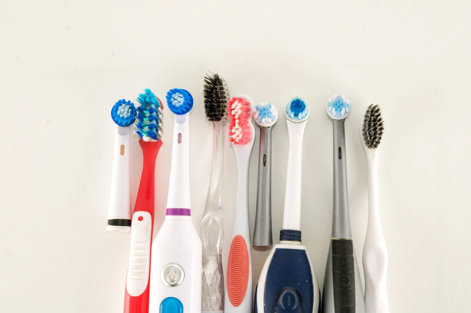 plusieurs types de brosses a dents pour une hygiène irréprochable