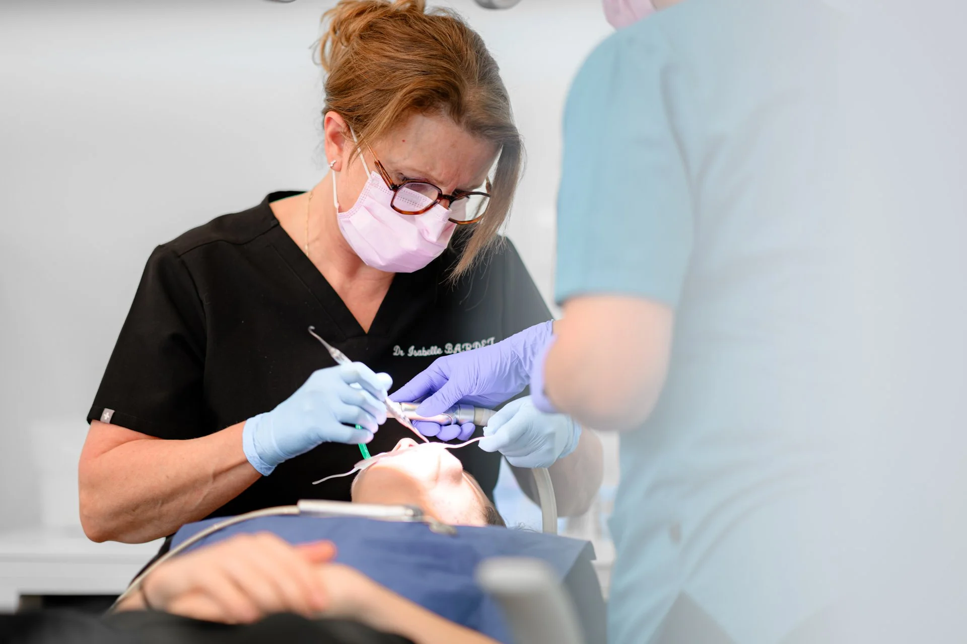 Soins dentaires au cabinet Bardet à Gaillard