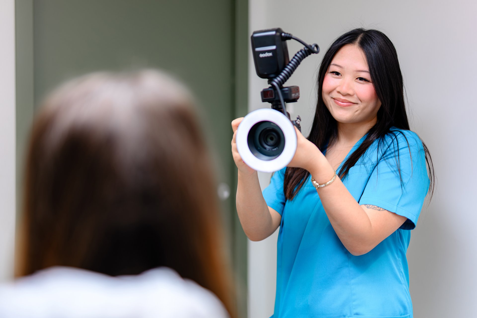 Prises de photos pour le dossier patient et l'établissement du plan de traitement d'orthodontie