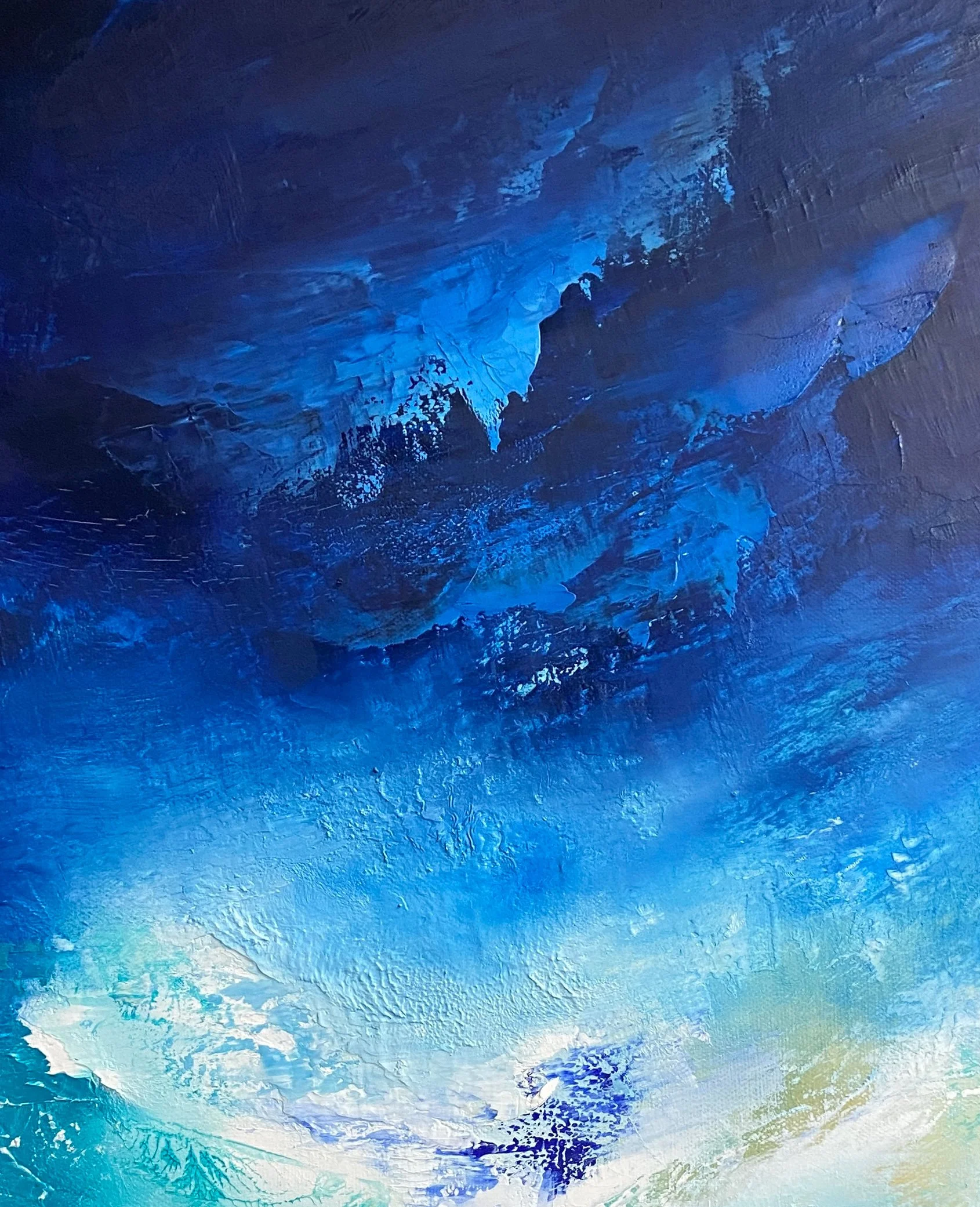 Elunara-detail2.jpeg