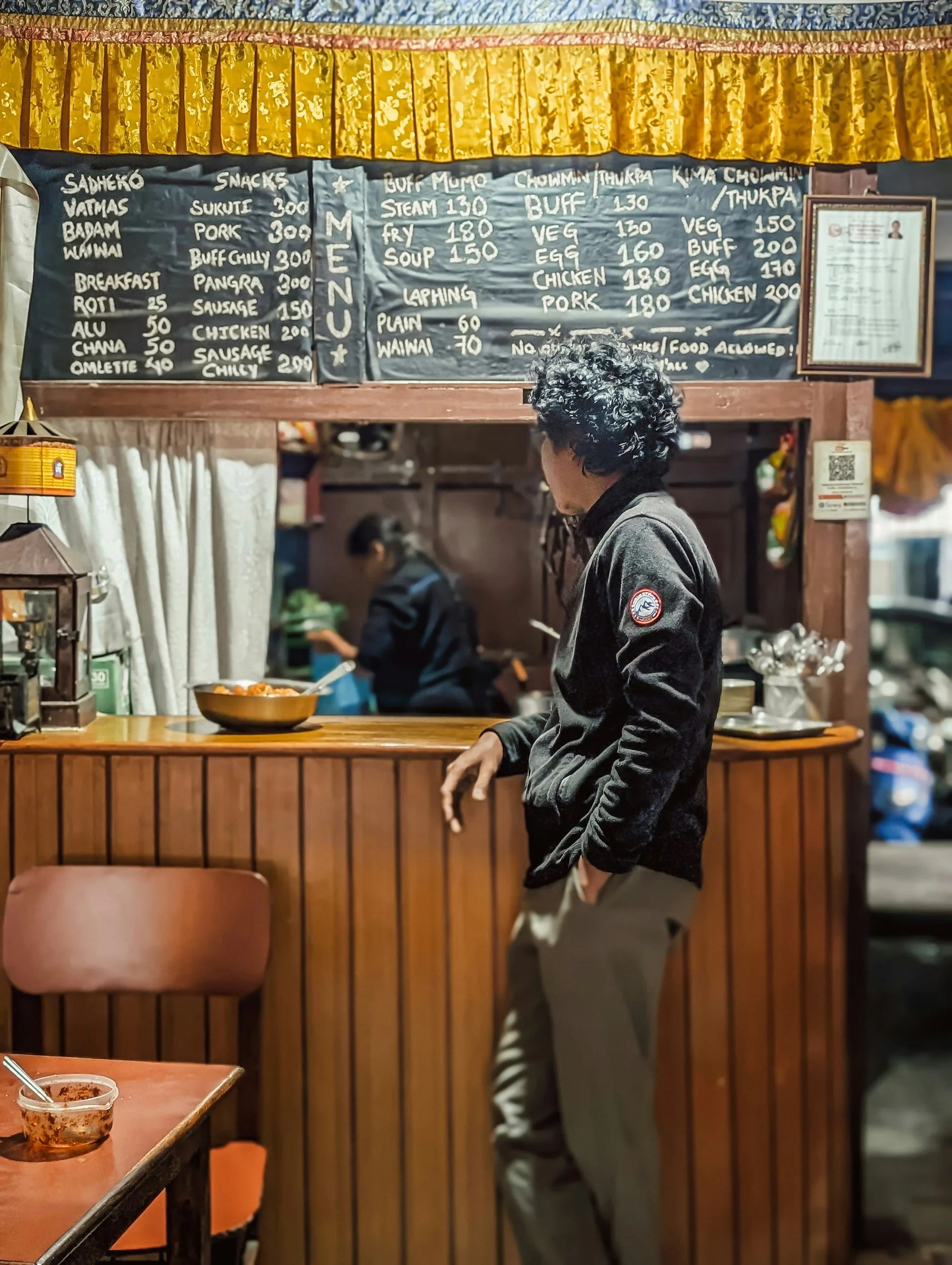 Local meal in Nepal showing affordable food prices for travellers