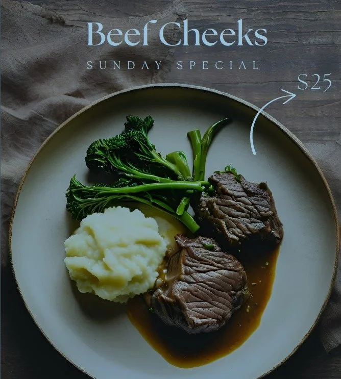❄️ Sunday Winter Special ❄️
Delicious 24 hour - slow cooked - BEEF CHEEKS served with creamy mash potato, broccolini and red wine jus. 

#SundaySpecial #slowcooked #perthpub #pertheats #perthfood #perthfoodies #Belmont