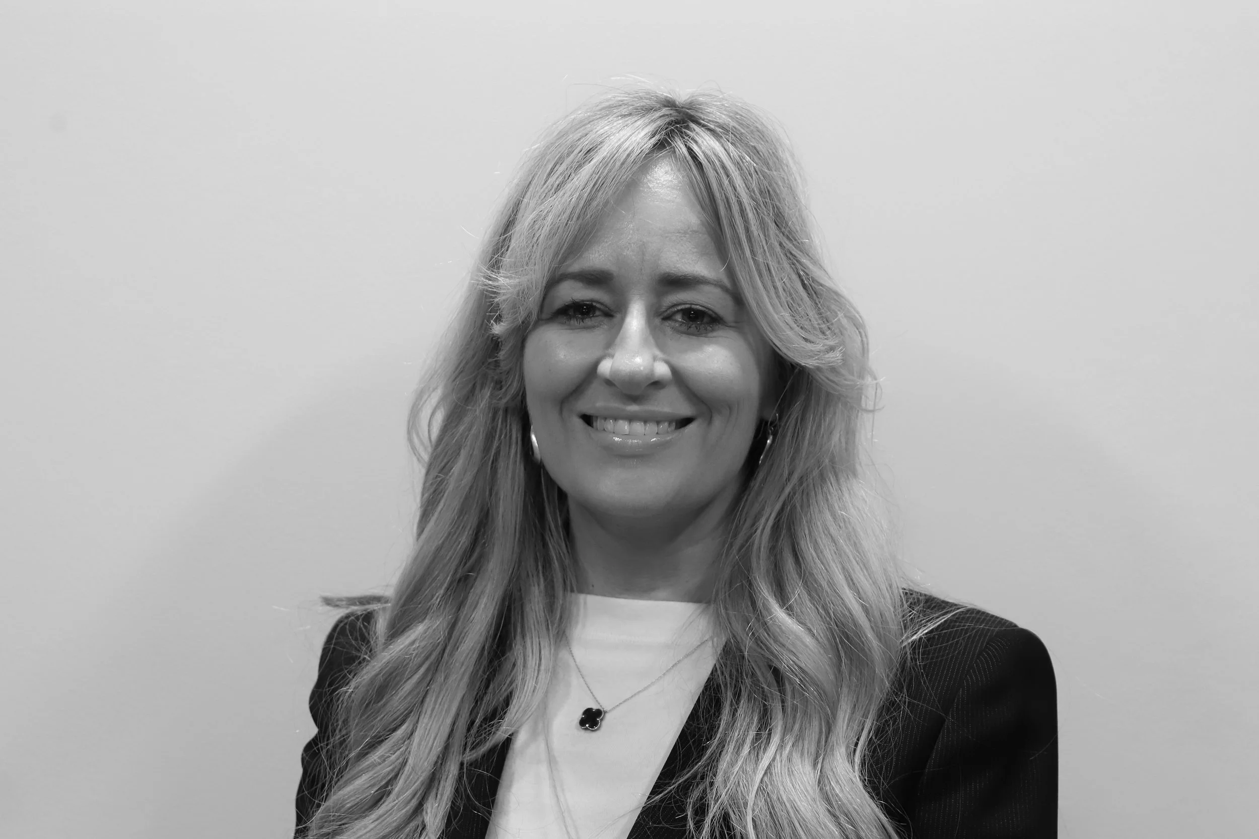 Holding image (silhouette) 