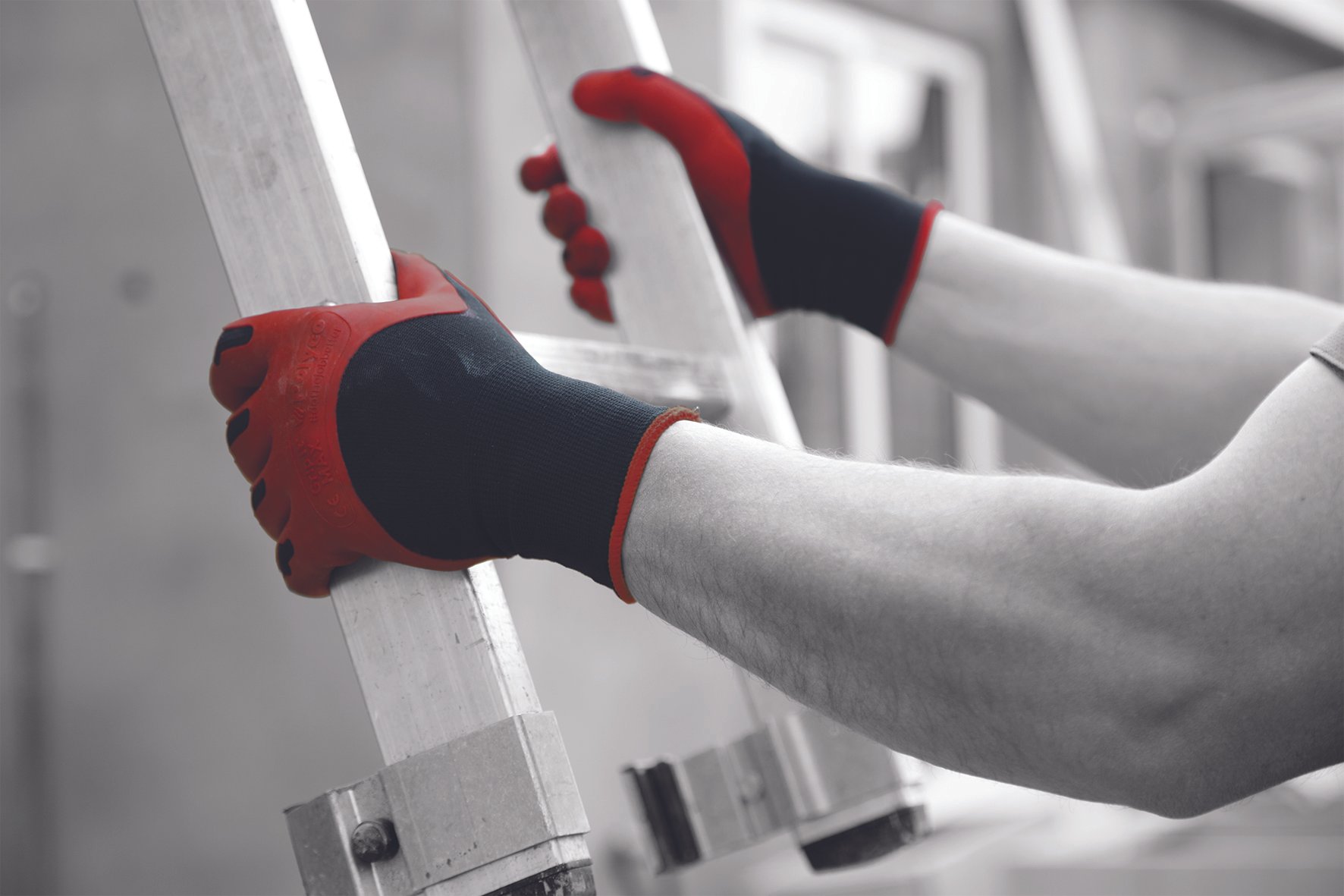 Grip2_040 - retouched.jpg