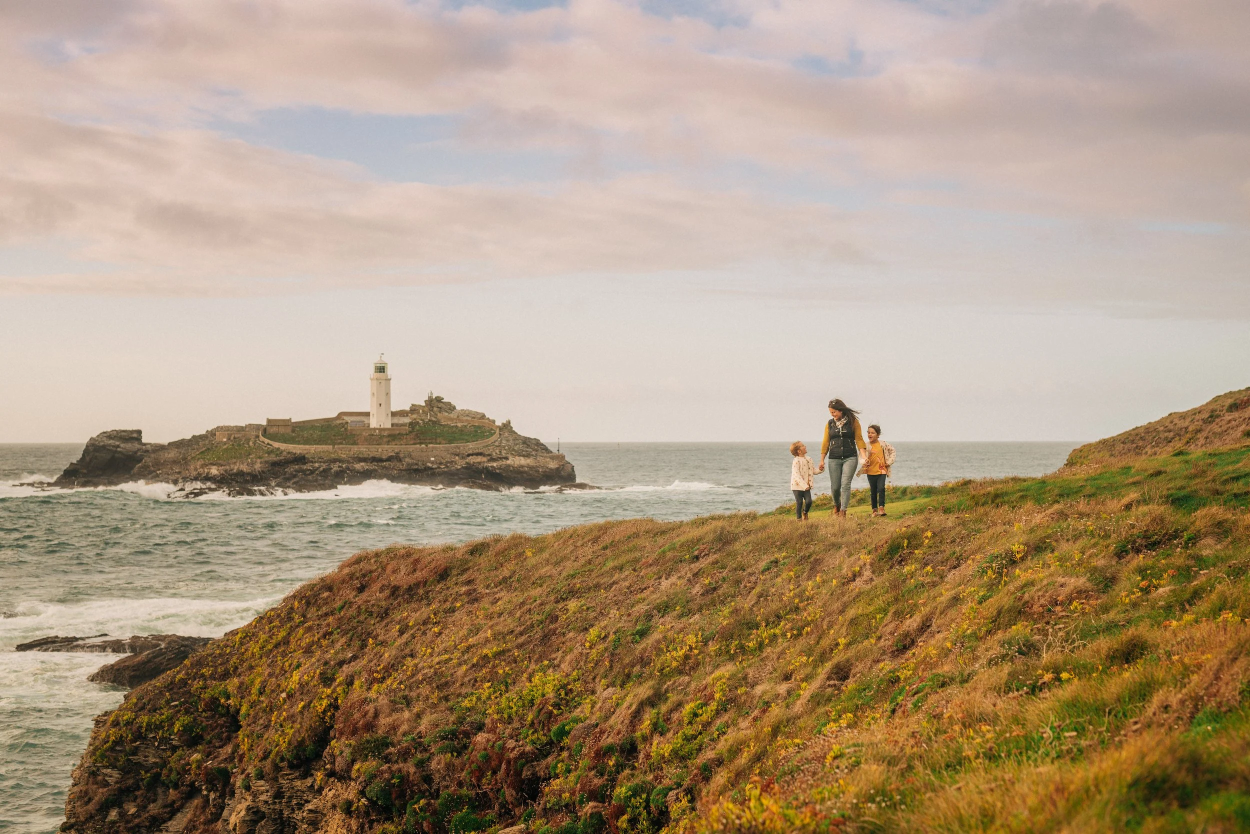 221006 Godrevy - Sasha Evie & Lilia - Previews 10mb-1.jpg