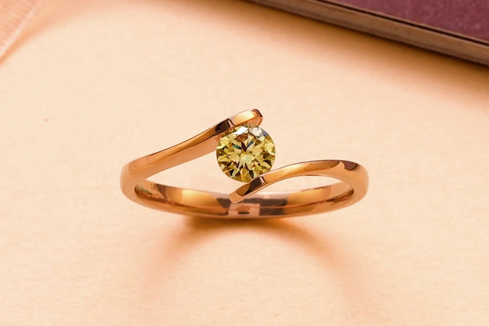 Diamantring aus Asche