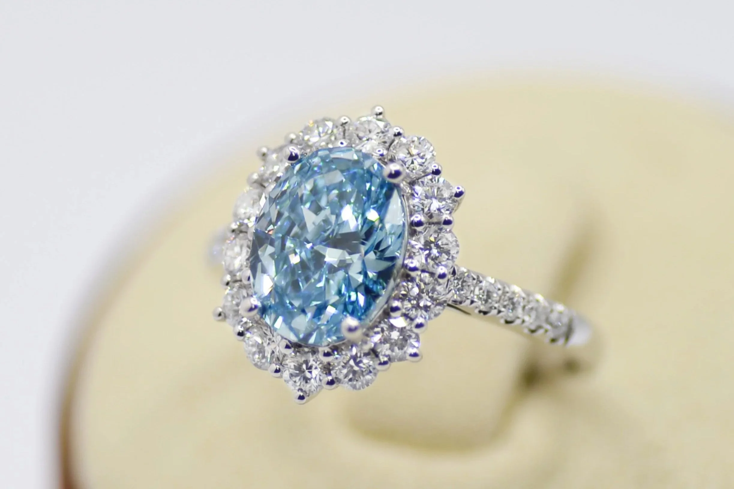 Diamantring aus Asche