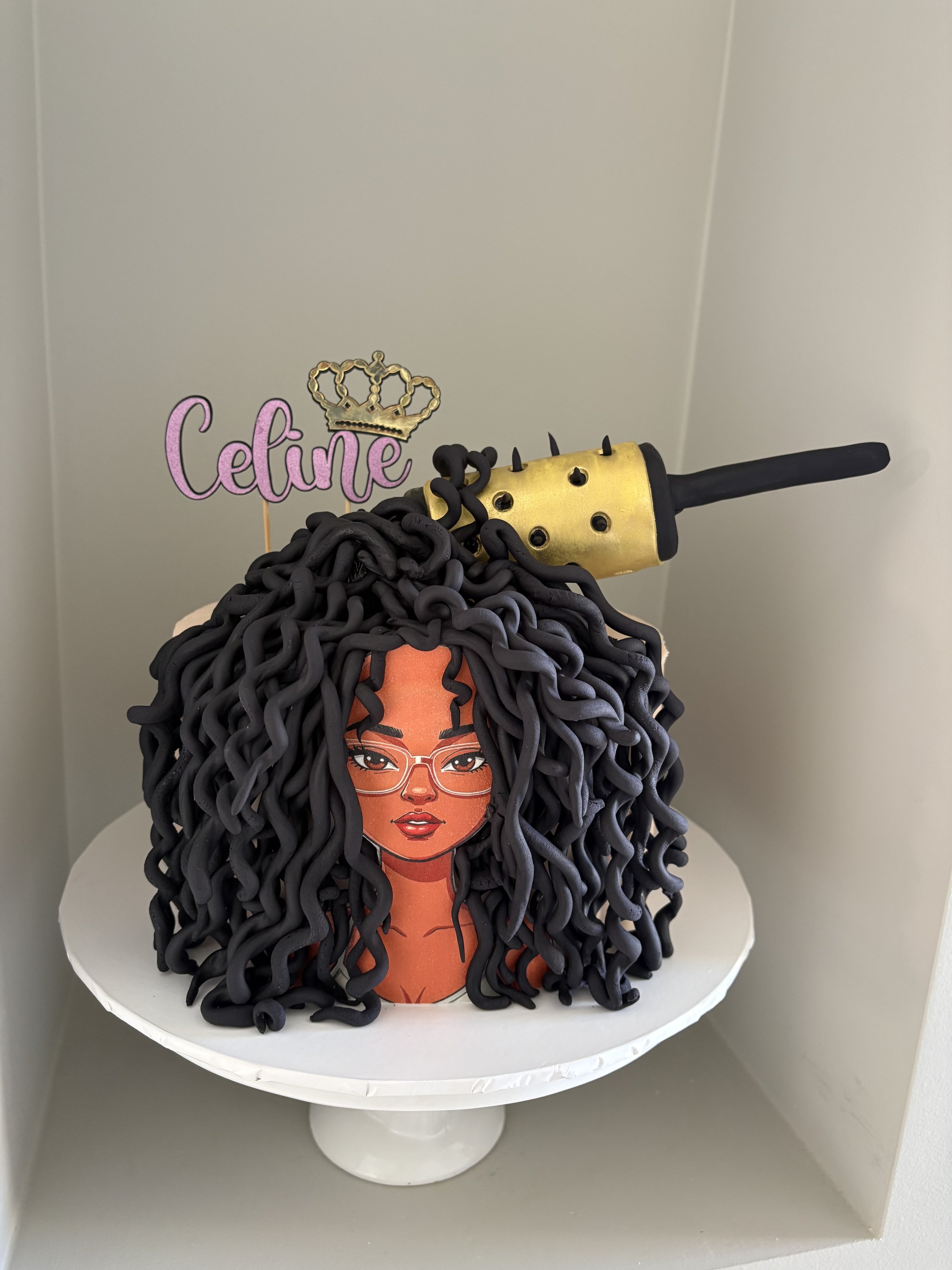 Curly Hair Birthday Girl with comb