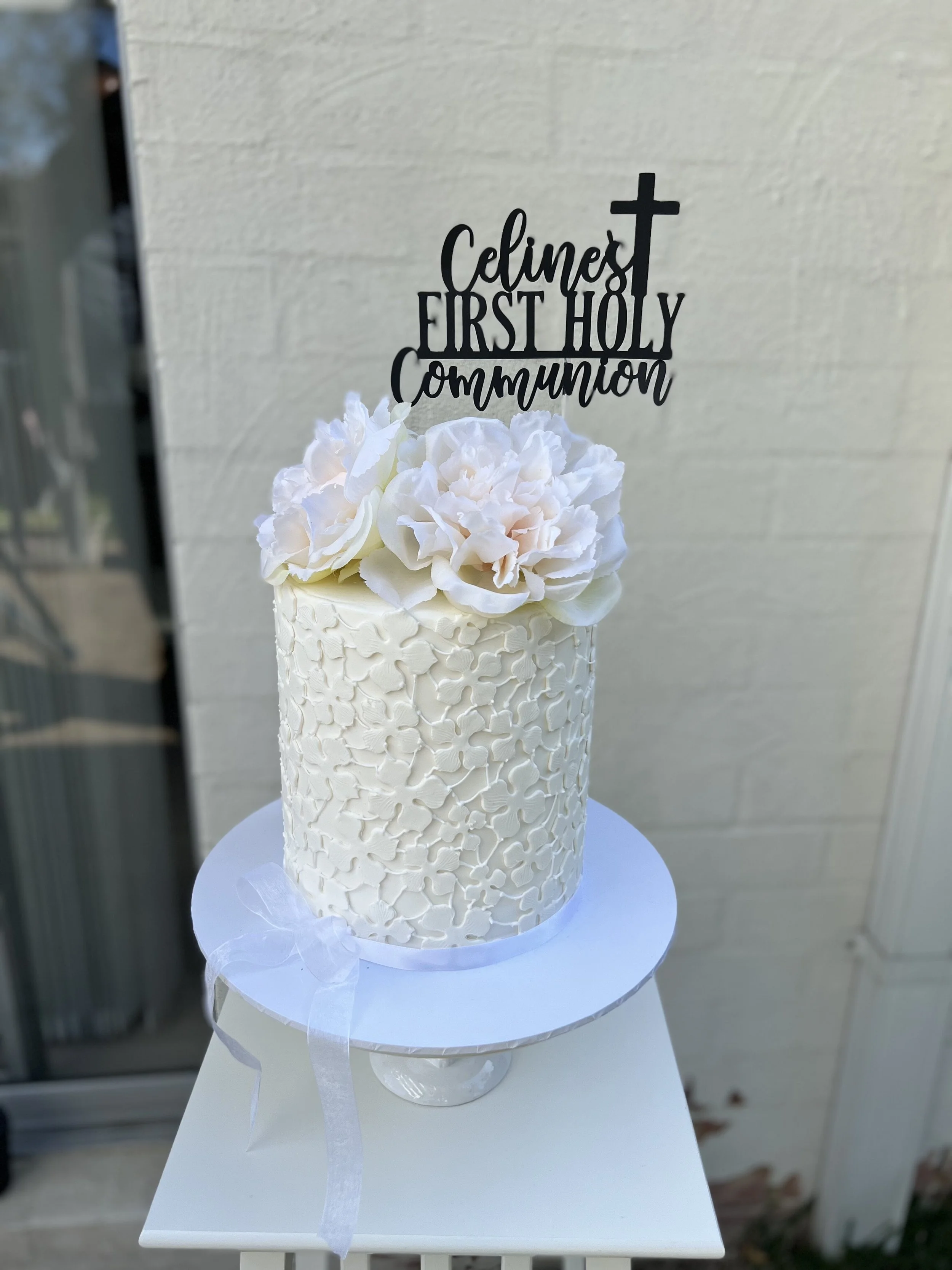 Lace Effect Holy Communion Cake