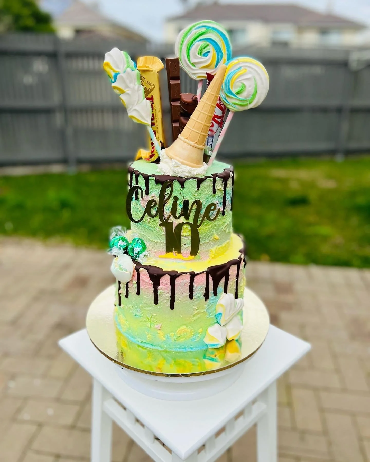 Ice cream drip cake