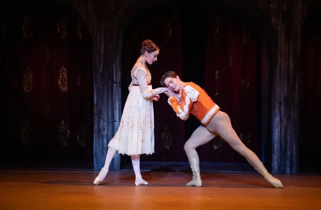 romeo-and-juliet-the-australian-ballet-melbourne-2026-grace-carroll-and-joseph-caley.webp