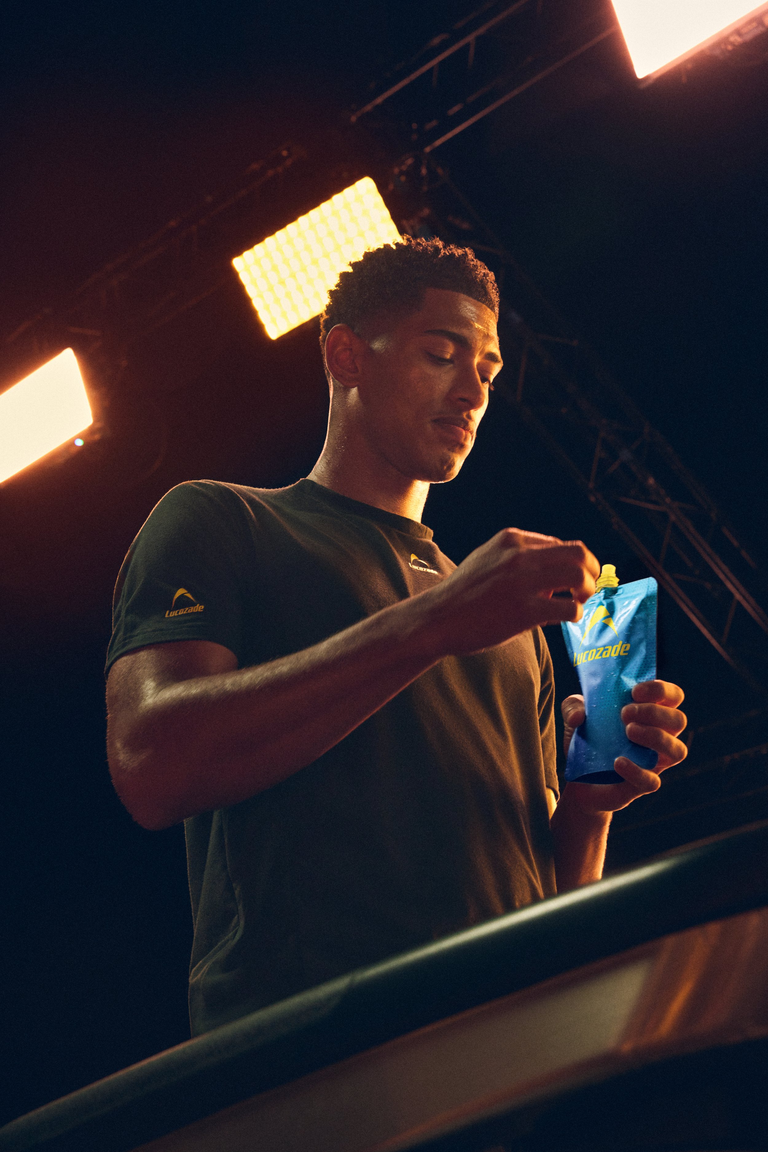 2026_03_LUCOZADE_001045_72dpi.jpg