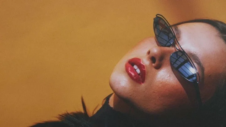 Shots from @chanel.beauty x @theglassmagazine
@sonycine FX6 / FX3 with @cookeoptics SP3s

Make Up: @kimbrownmakeup @premierhairandmakeup 
Photographer: @jongorriganphotography 
Hair: @craigtaylorhair @onerepresents using @hairbysammcknight 
Nails: @d