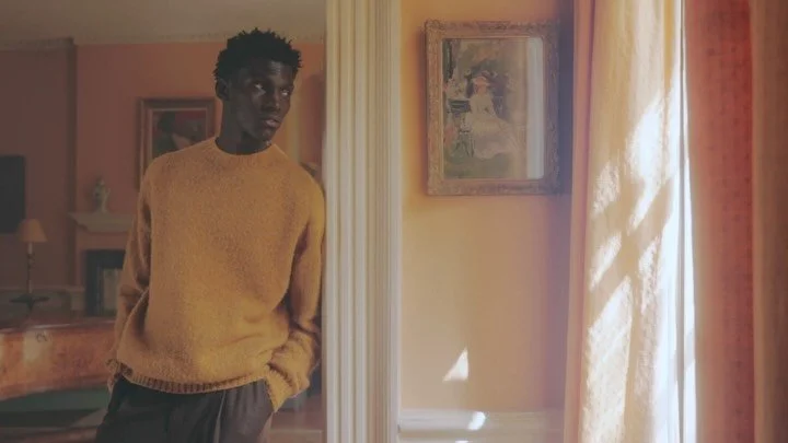 Sunspel Autumn Winter 25 

Art Direction: @studio_small 
Photography&nbsp;@buzzwhitestudio
Stylist&nbsp;@stuartwilliamson
Hair and Makeup&nbsp;@teddyhmu
Model @momo_ndiayen
Casting Director&nbsp;@christiephedoncasting
AC @sba_media_ltd 

@sunspelclot