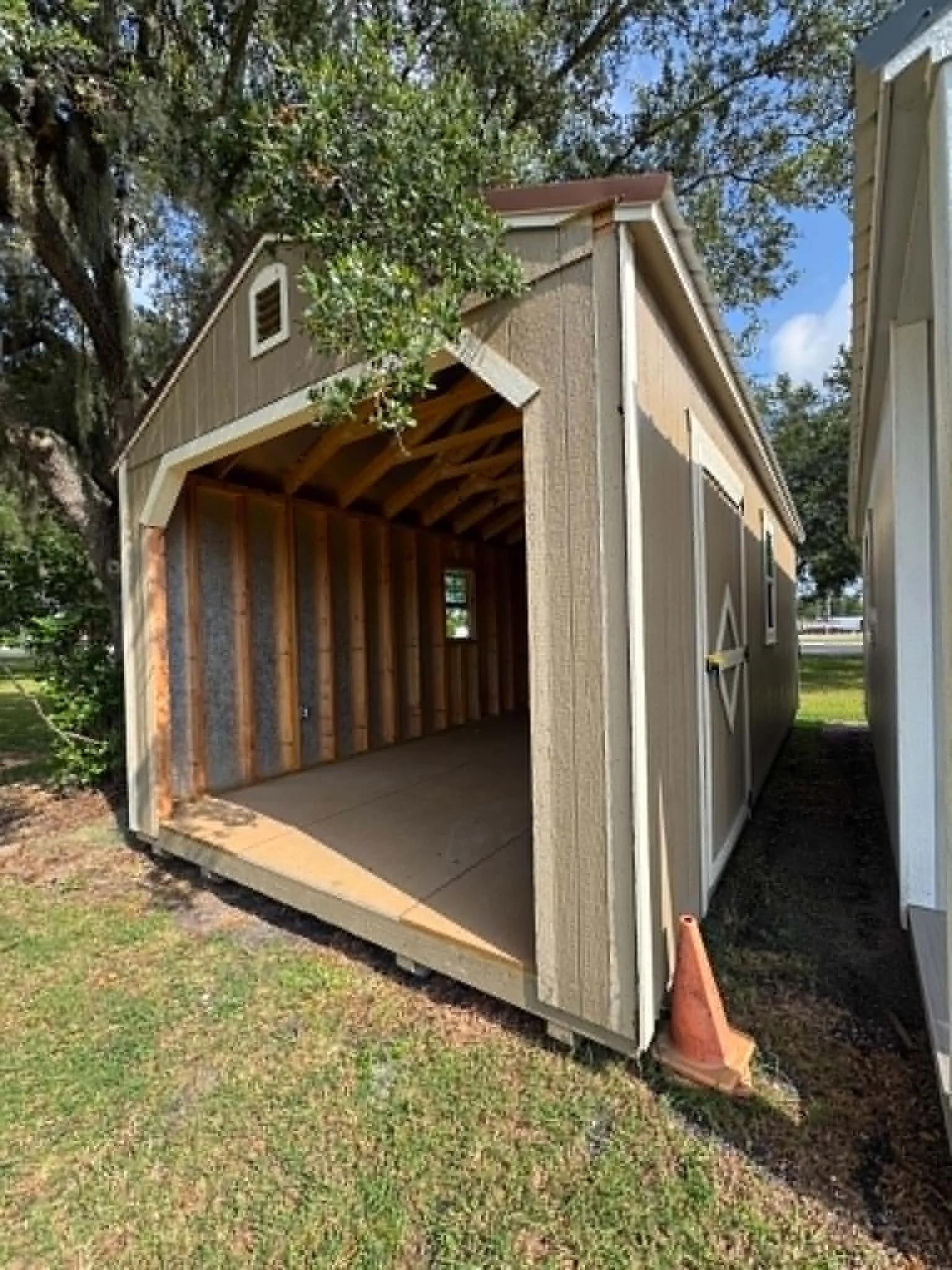 12x24 Garage - REPO ALERT!